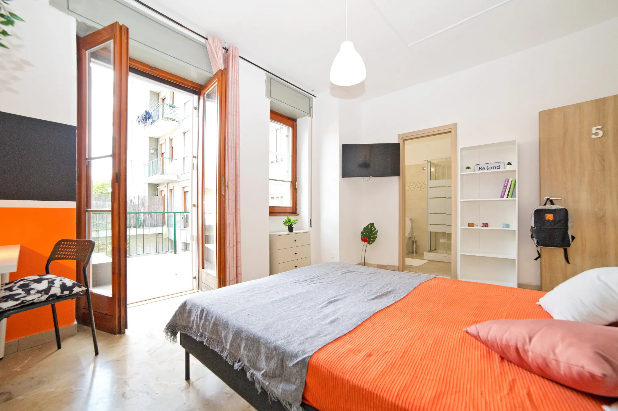 Private room in Varese photo 2