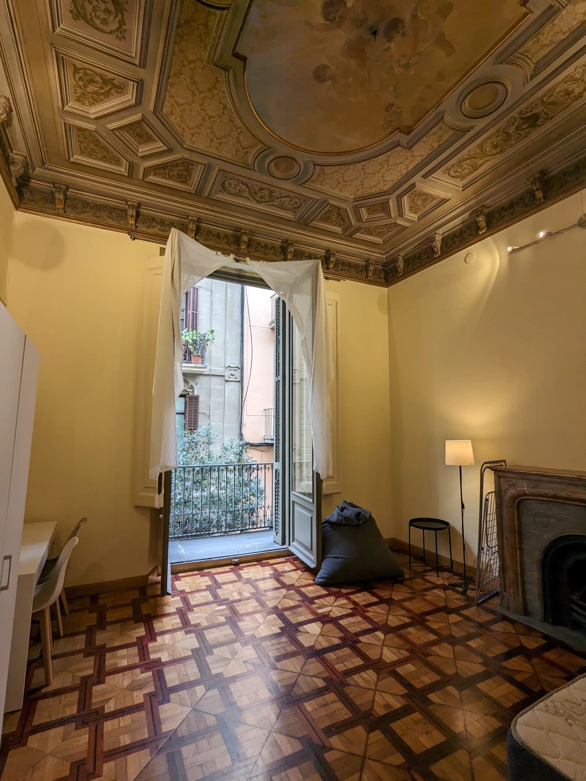 Private room in Barcelona photo 4