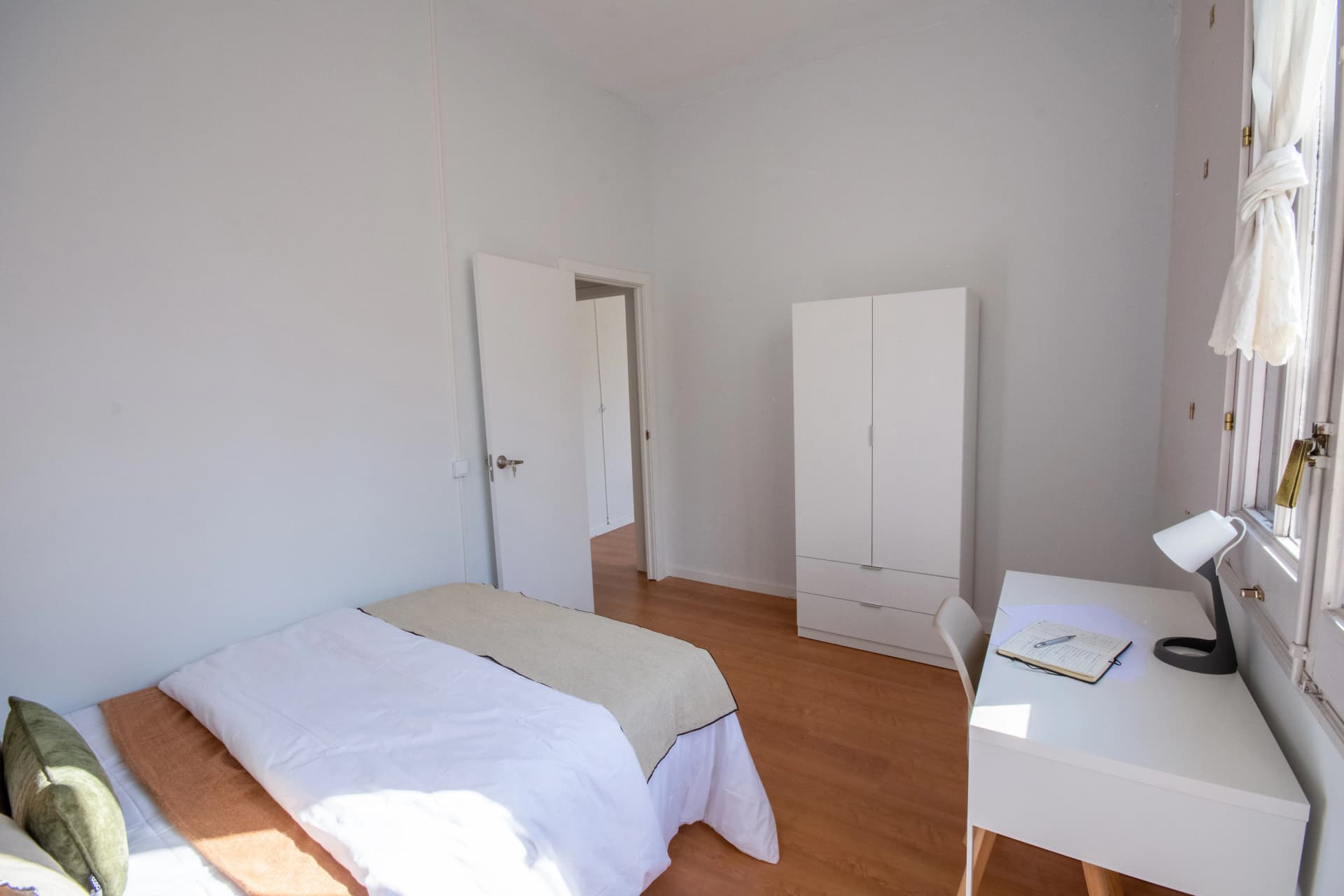 Private room in Barcelona photo 5
