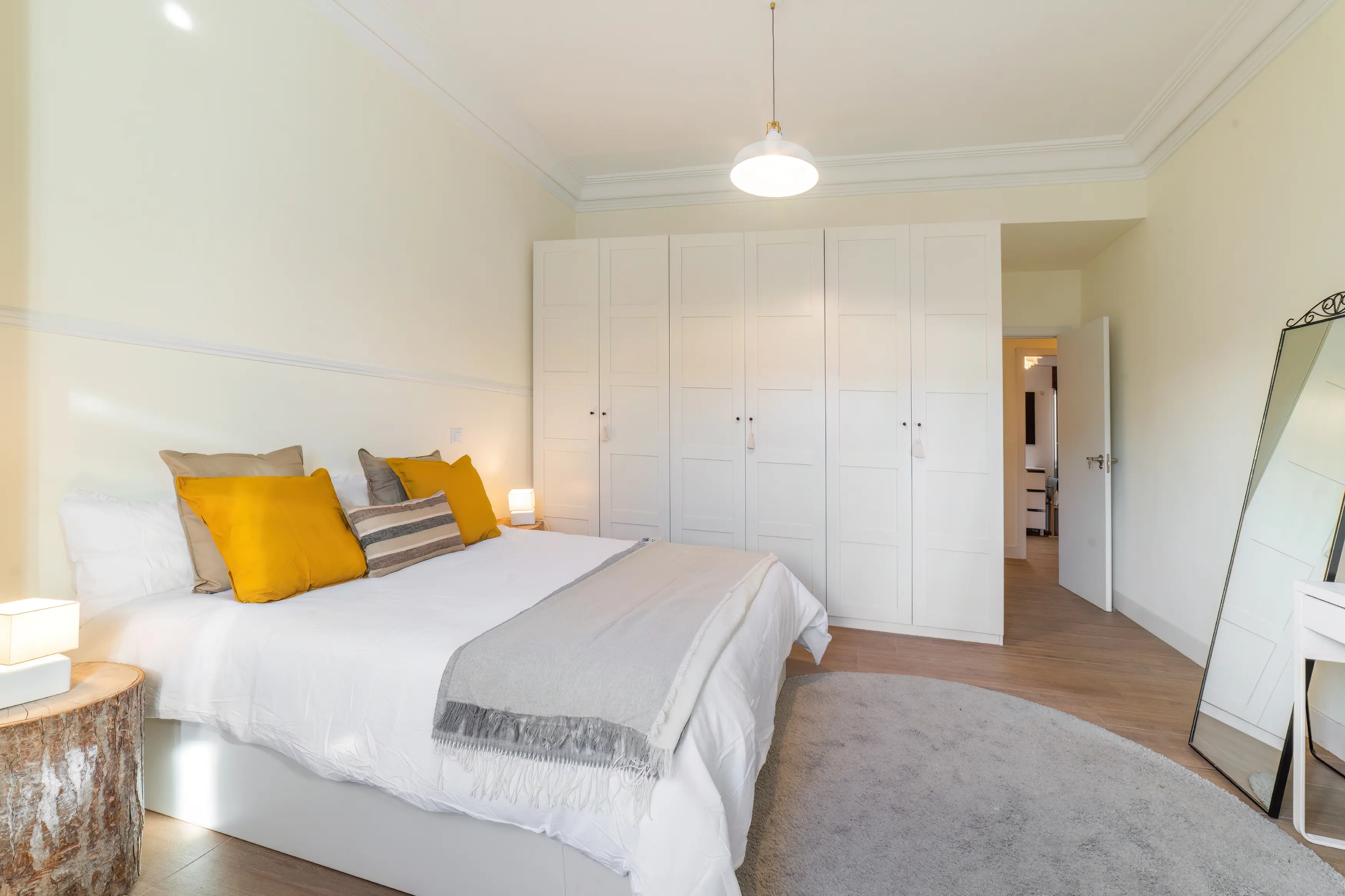 Private room in Madrid photo 3