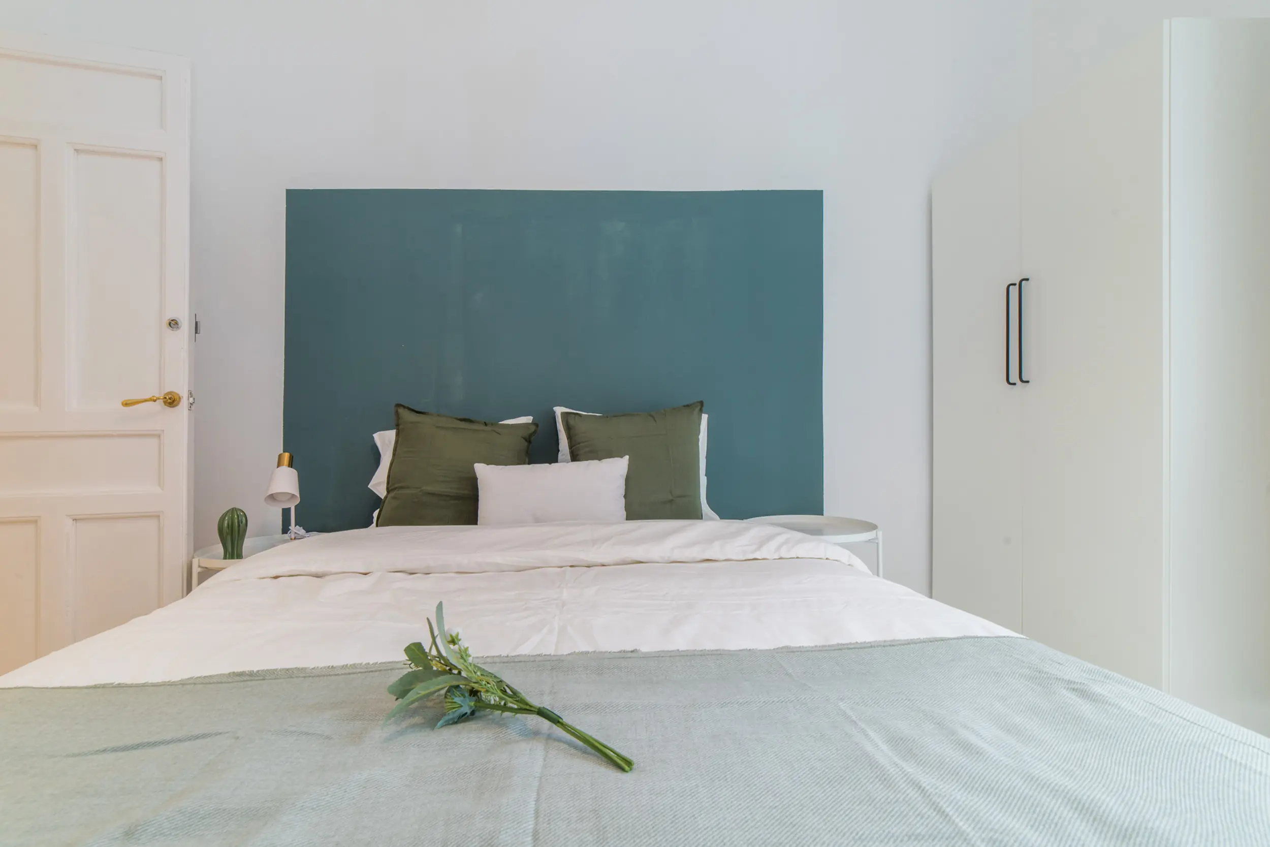 Private room in Madrid photo 2