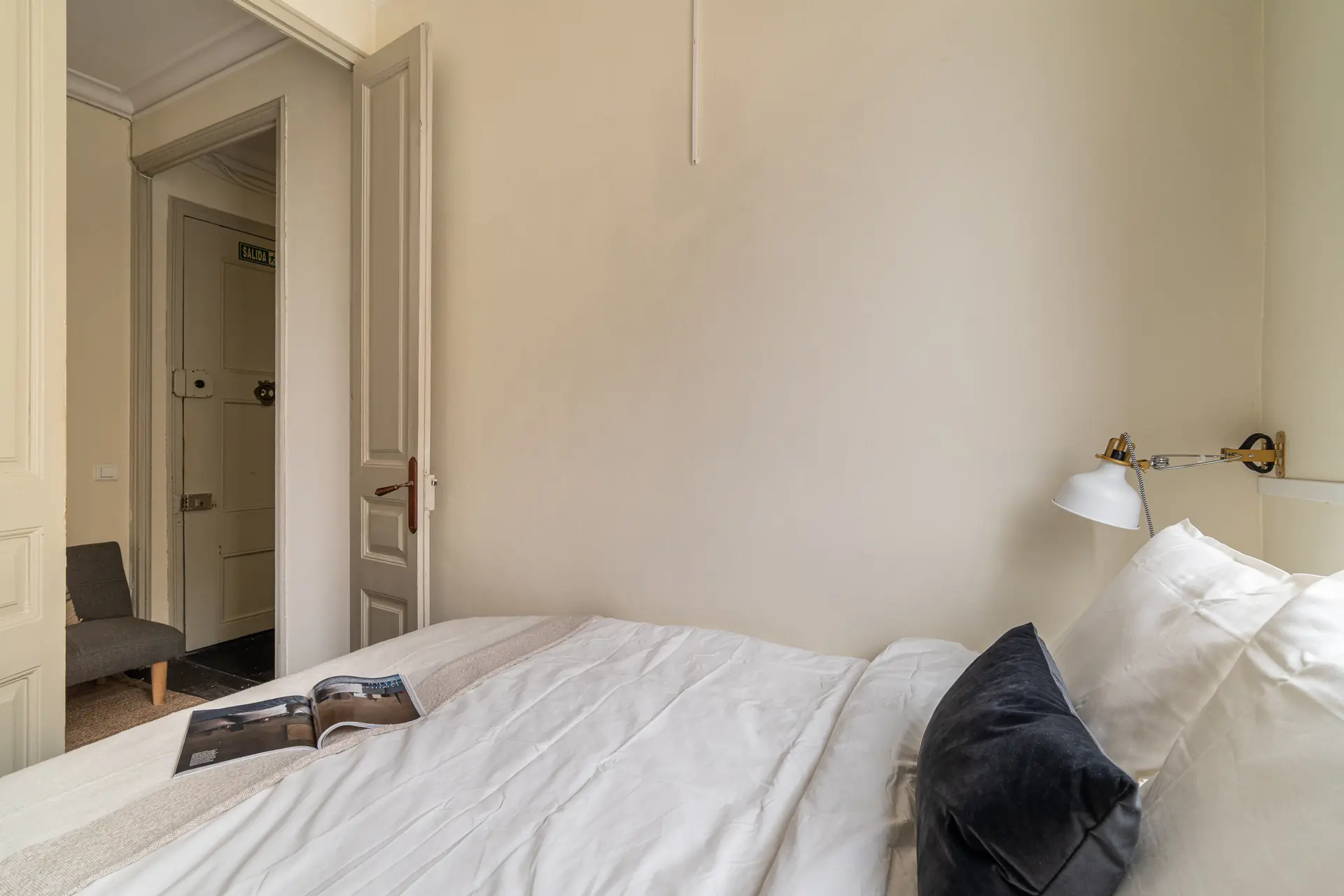 Private room in Barcelona photo 2