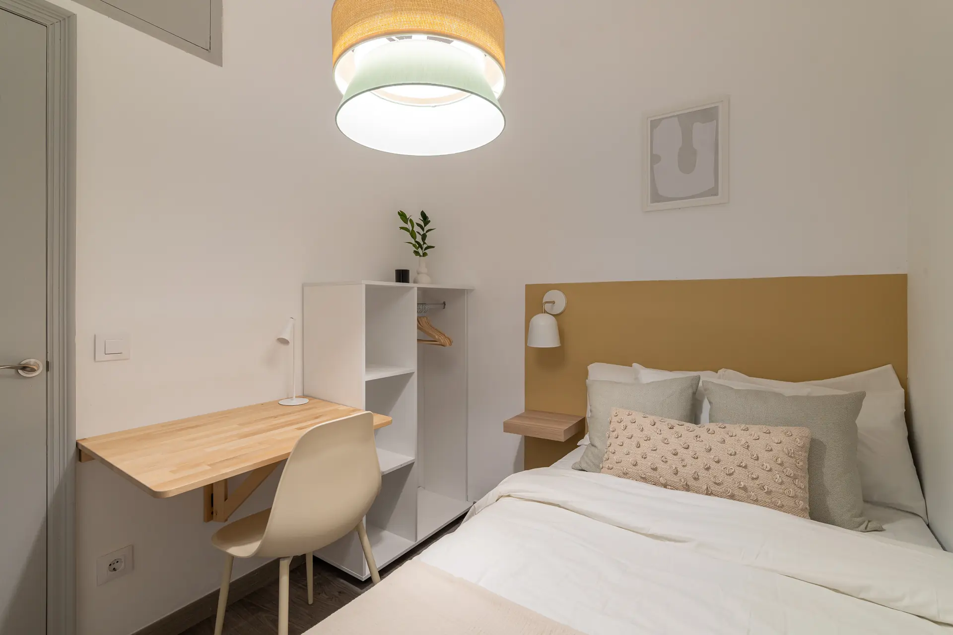 Private room in Barcelona photo 3