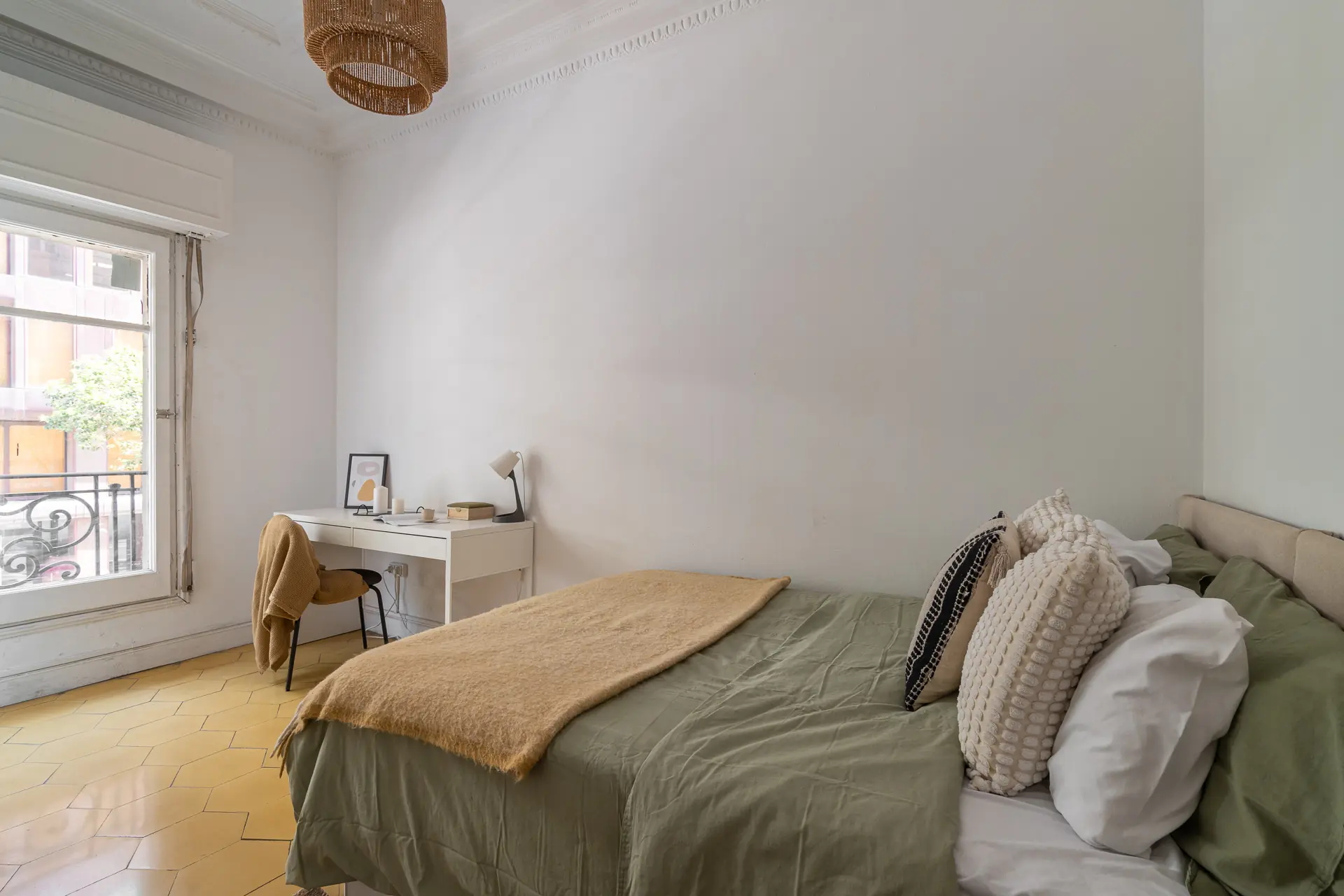 Private room in Barcelona photo 2