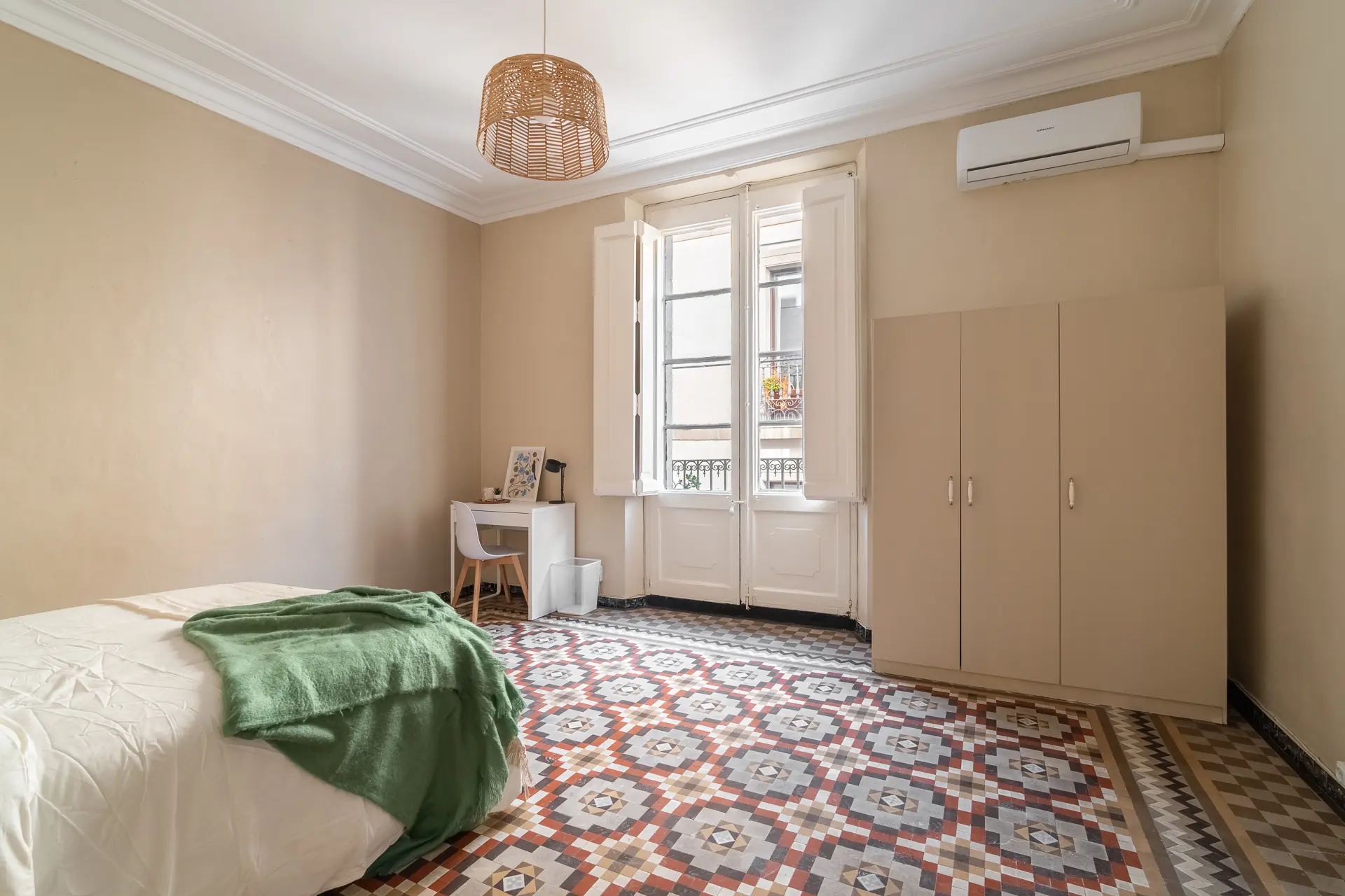 Private room in Barcelona photo 3