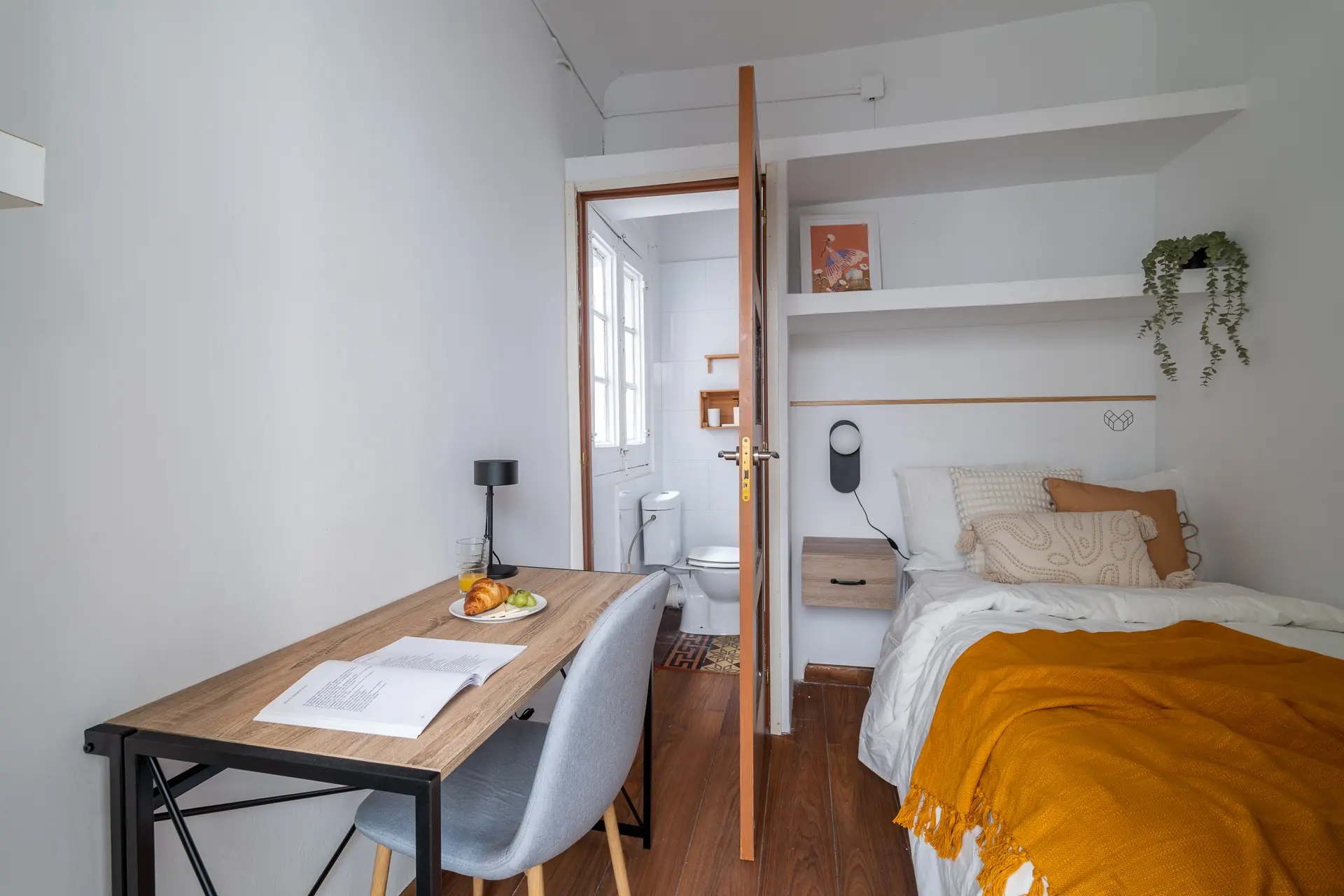 Private room in Barcelona photo 2