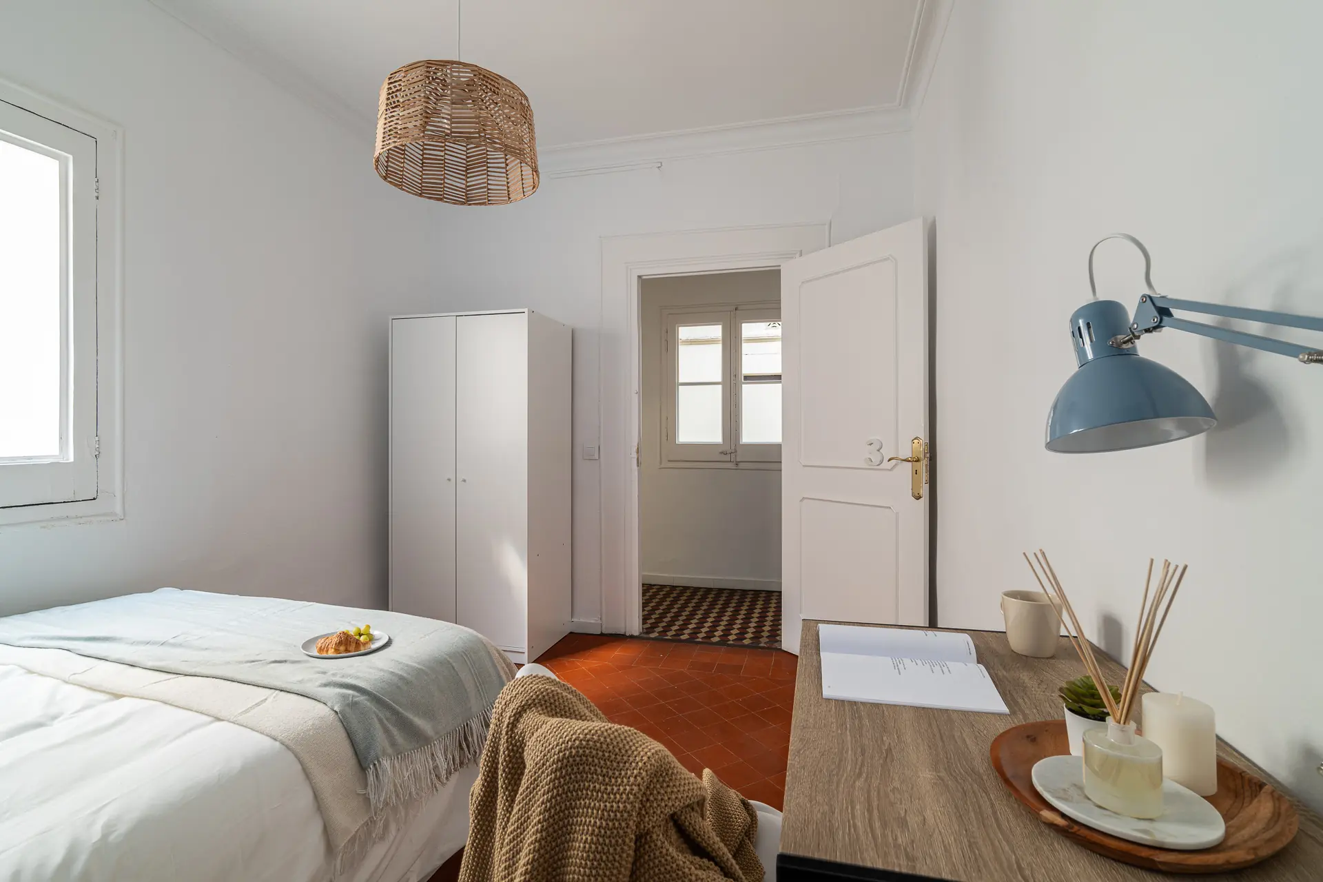 Private room in Barcelona photo 4