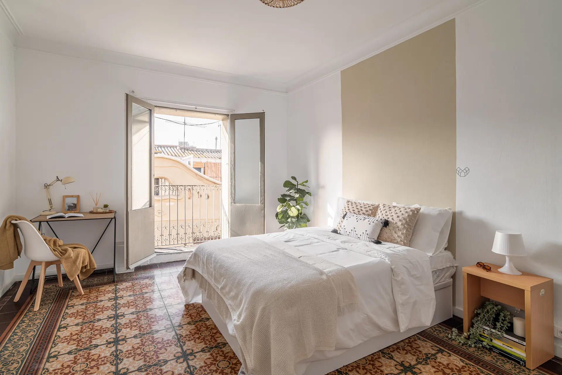 Private room in Barcelona photo 2