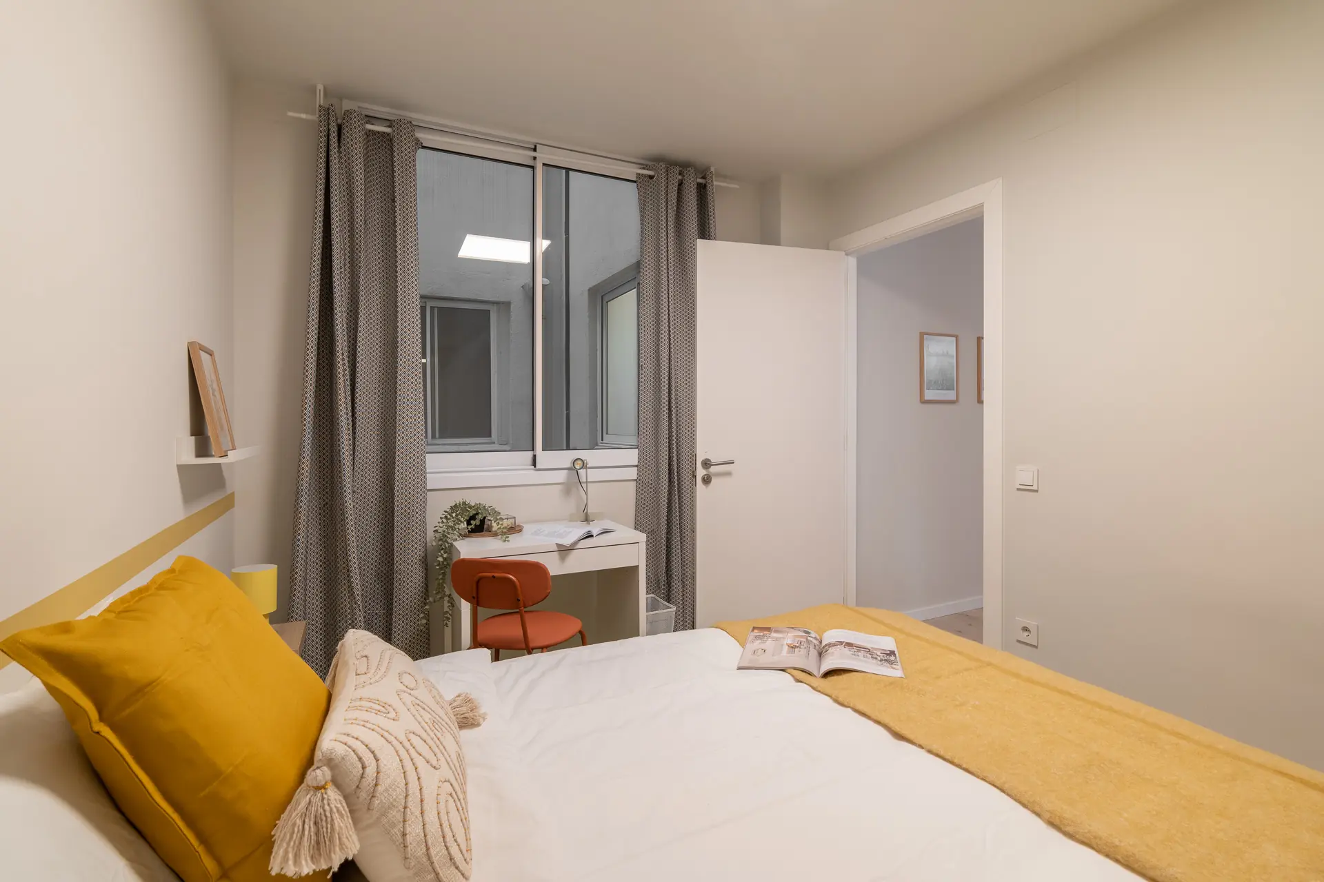 Private room in Barcelona photo 3