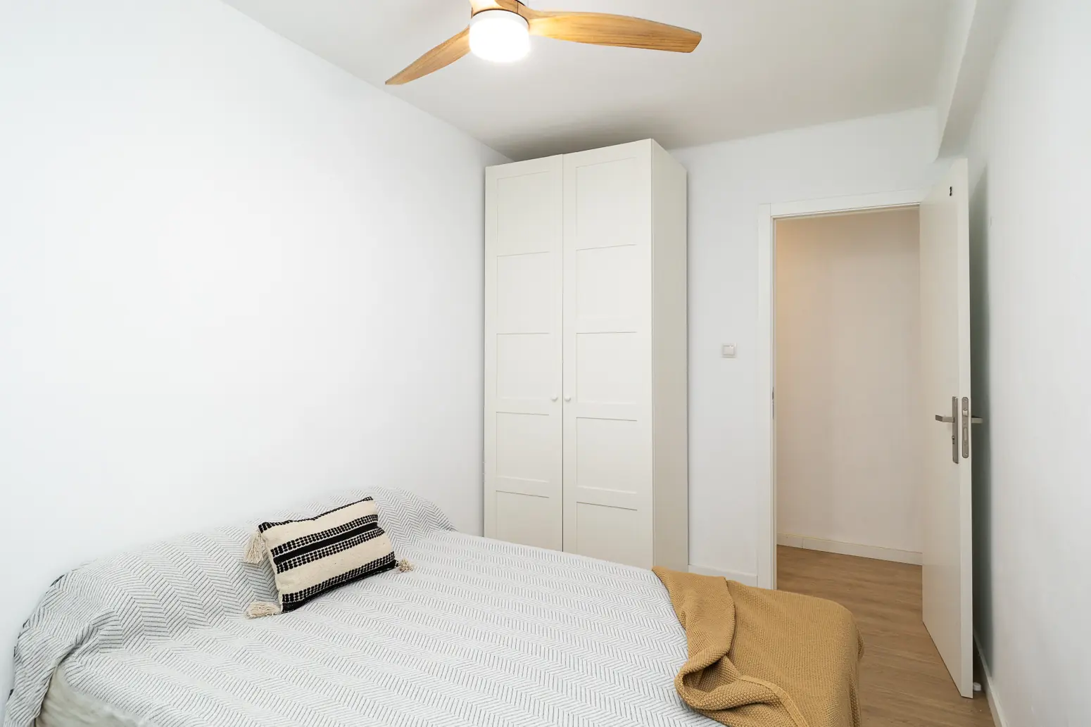 Private room in Valencia photo 5