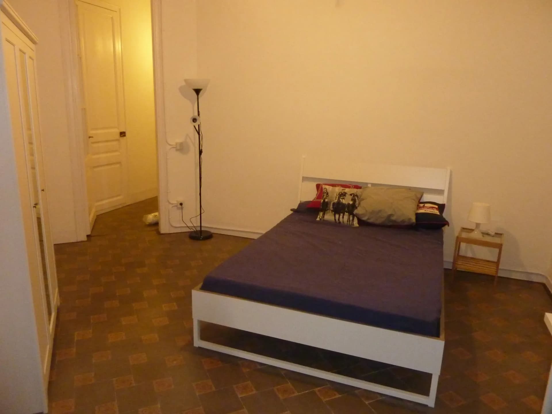 Private room in Barcelona photo 2