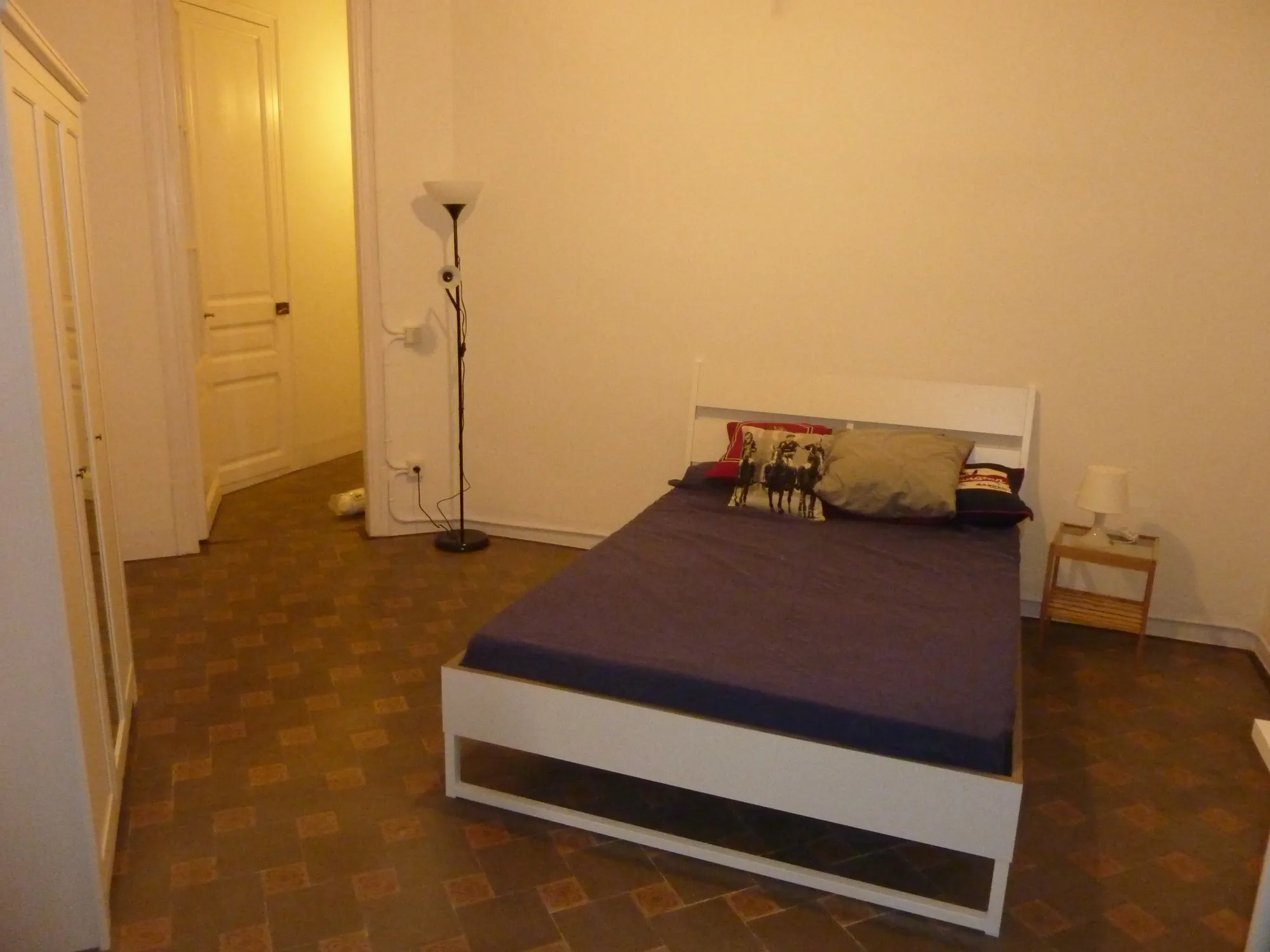 Private room in Barcelona photo 2