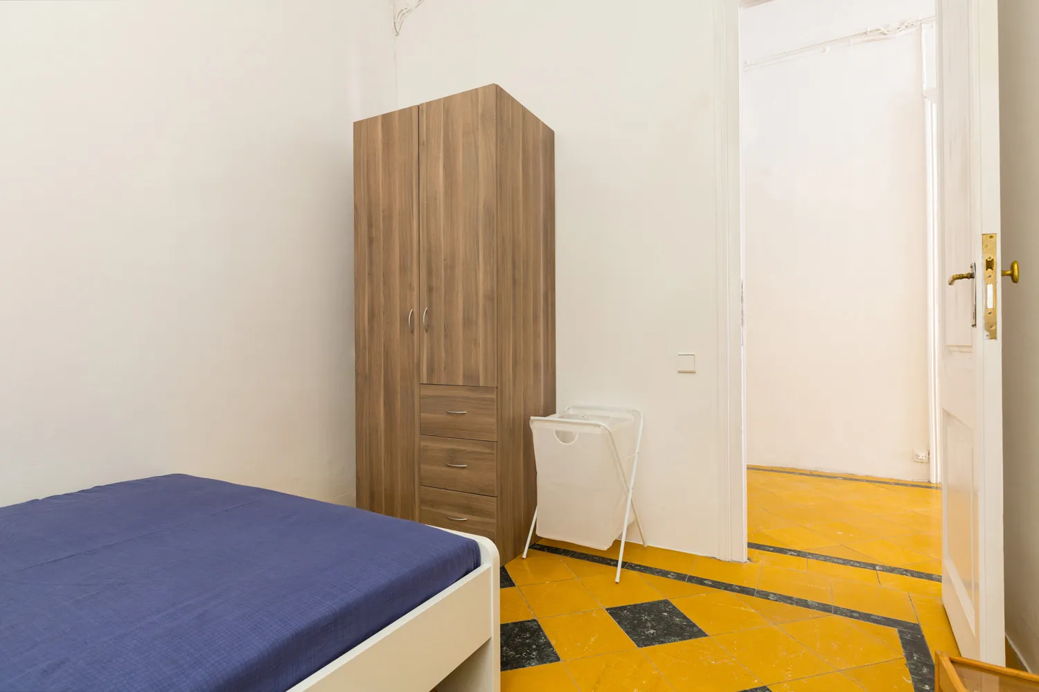 Private room in Barcelona photo 2