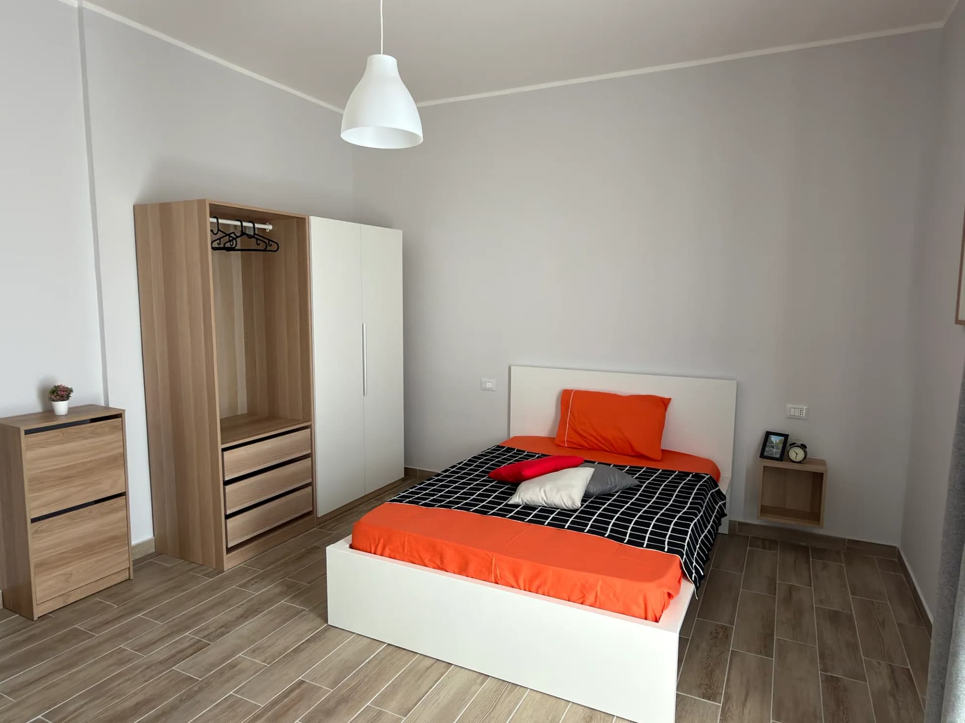 Room 5