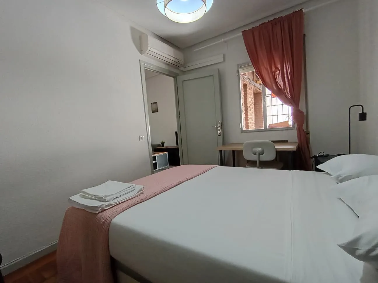 Habitación privada en Madrid photo 3