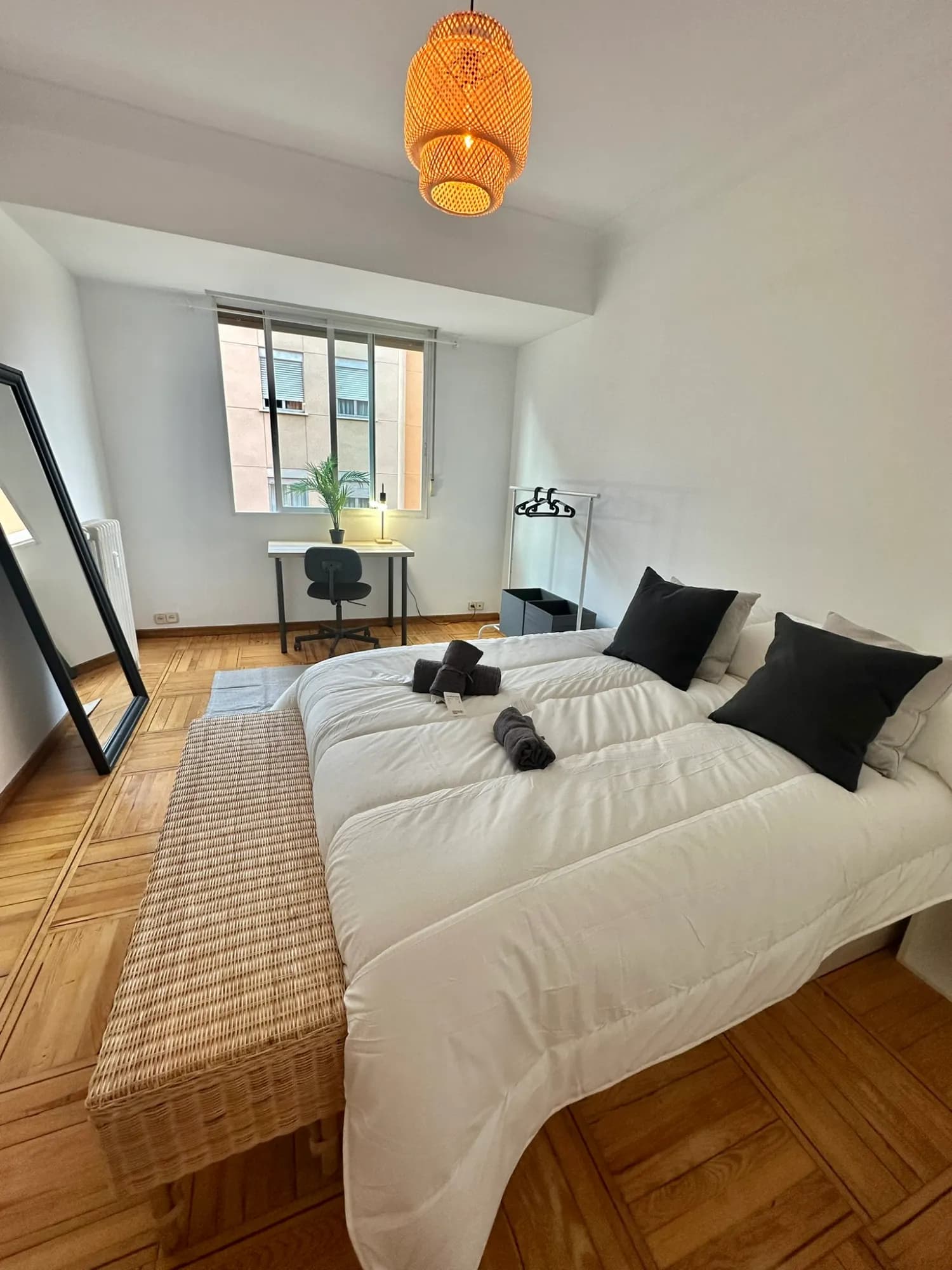 Private room in Madrid photo 2