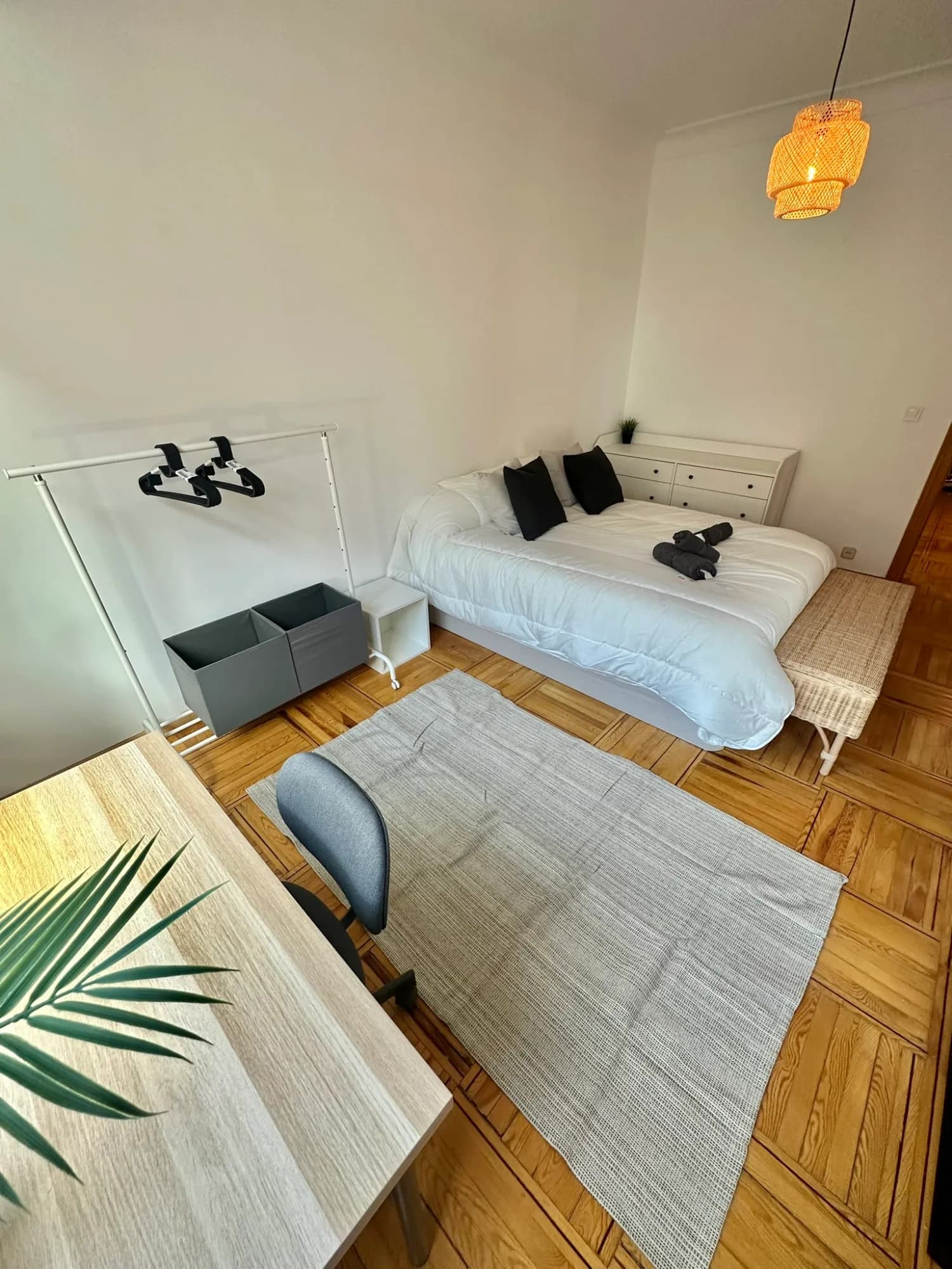Private room in Madrid photo 3
