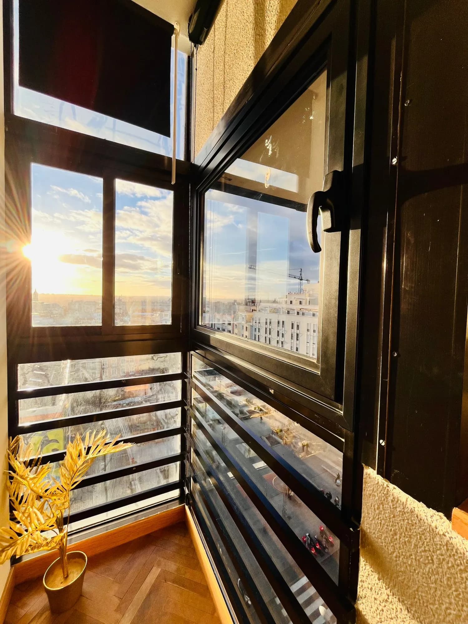 Private room in Madrid photo 4