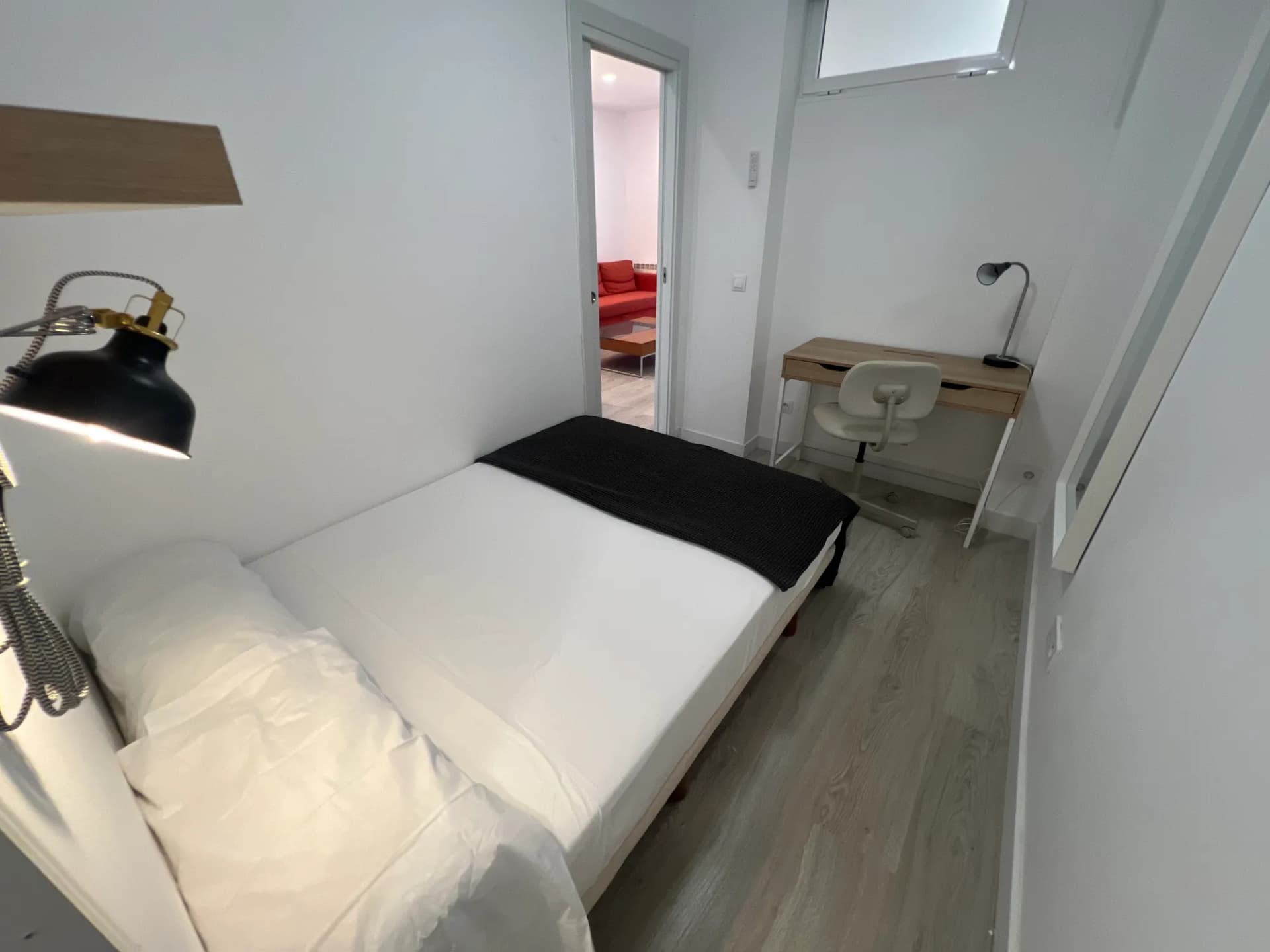 Private room in Madrid photo 5