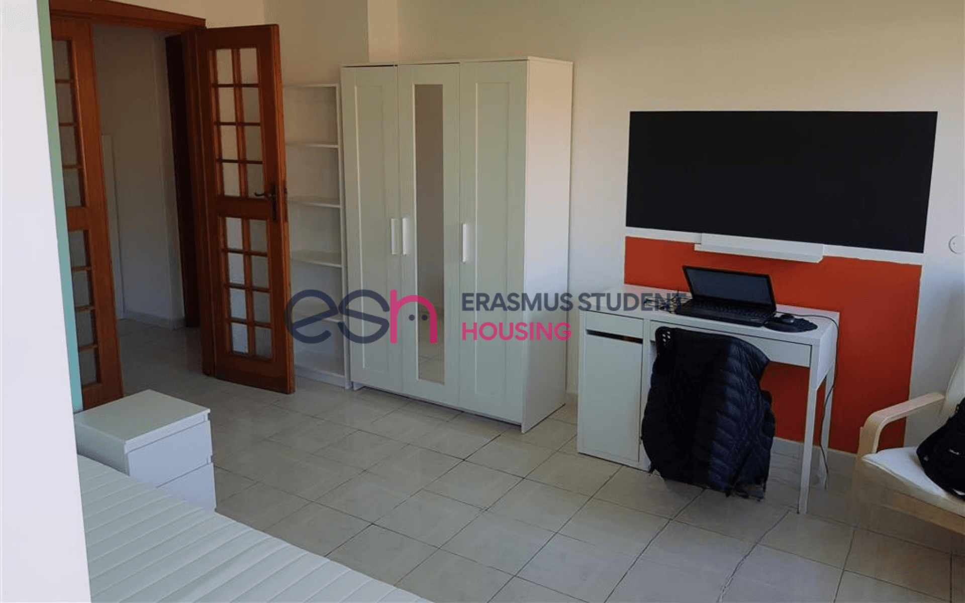 Shared Room in Pisa photo 2