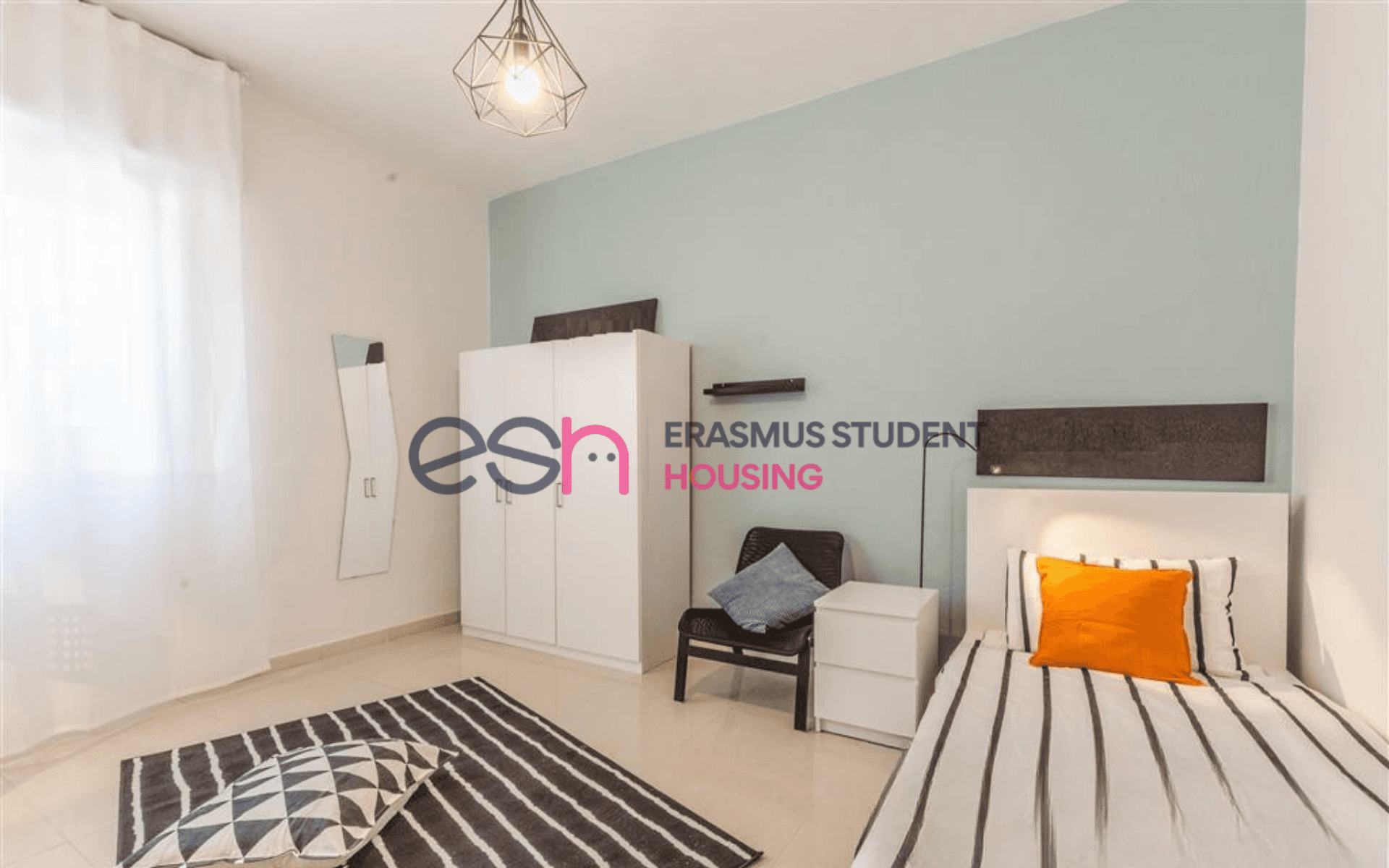 Shared Room in Pisa photo 3