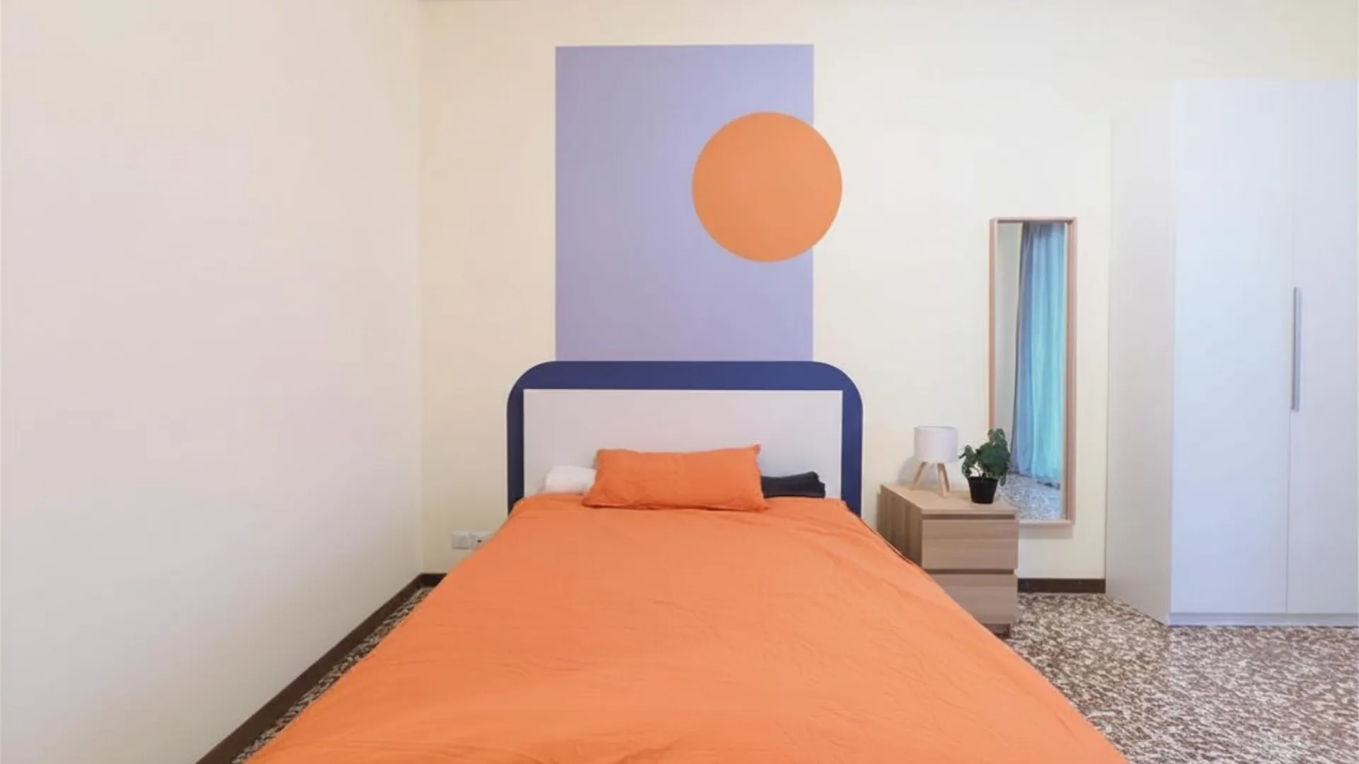 Private room in Milan photo 3