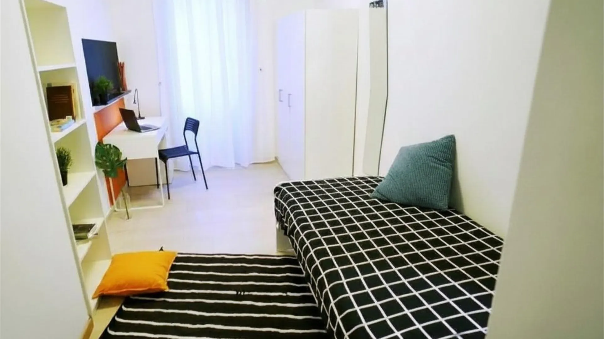 Private room in Milan