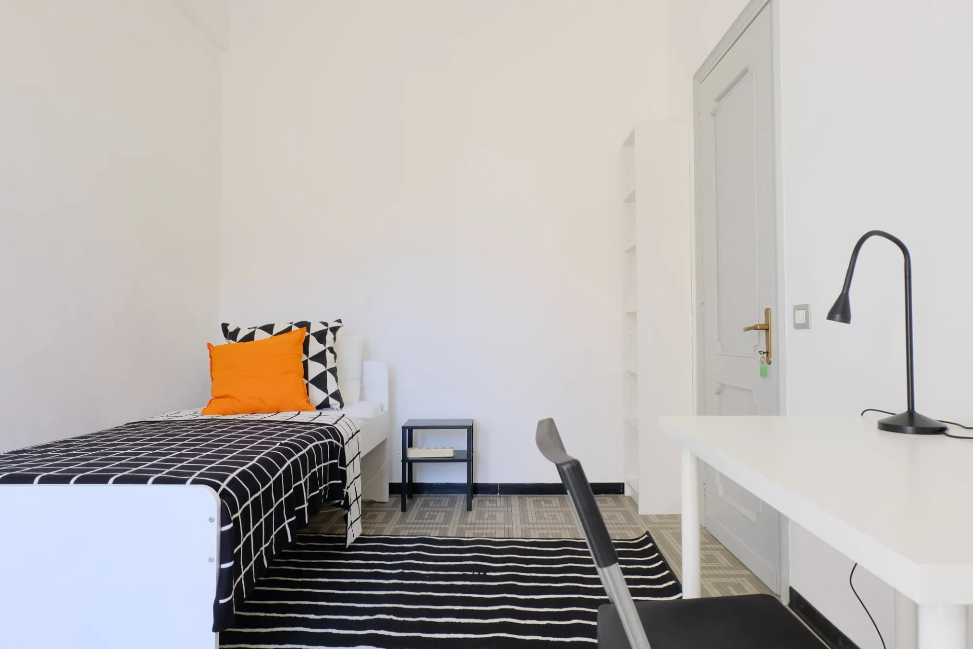 Private room in Cagliari photo 2