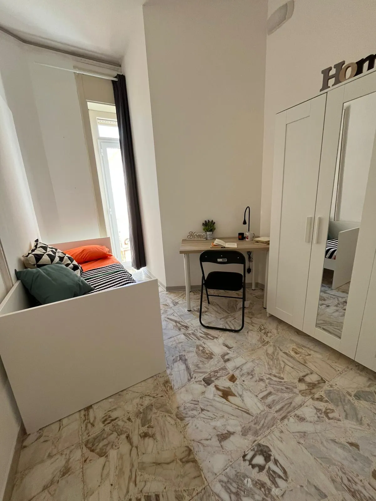 Room in Cagliari