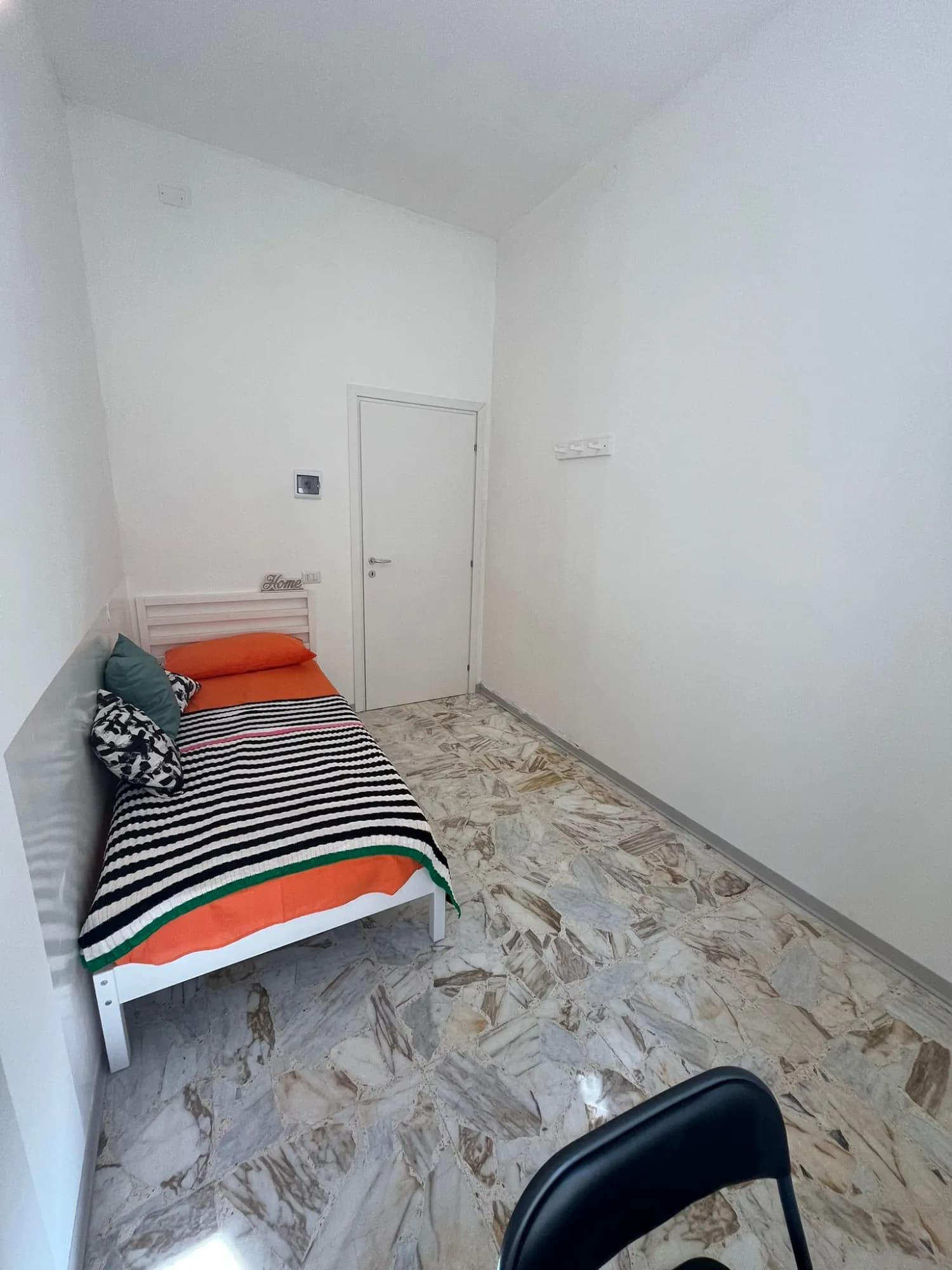 Private room in Cagliari photo 3