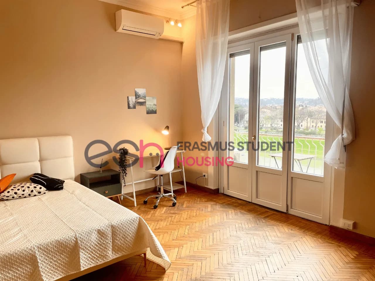 Private room in Florence photo 3