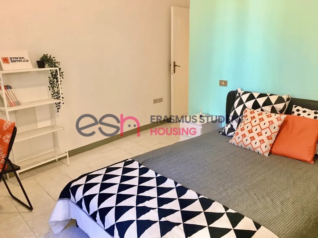 Private room in Florence photo 3