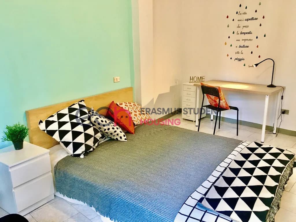 Private room in Florence photo 3