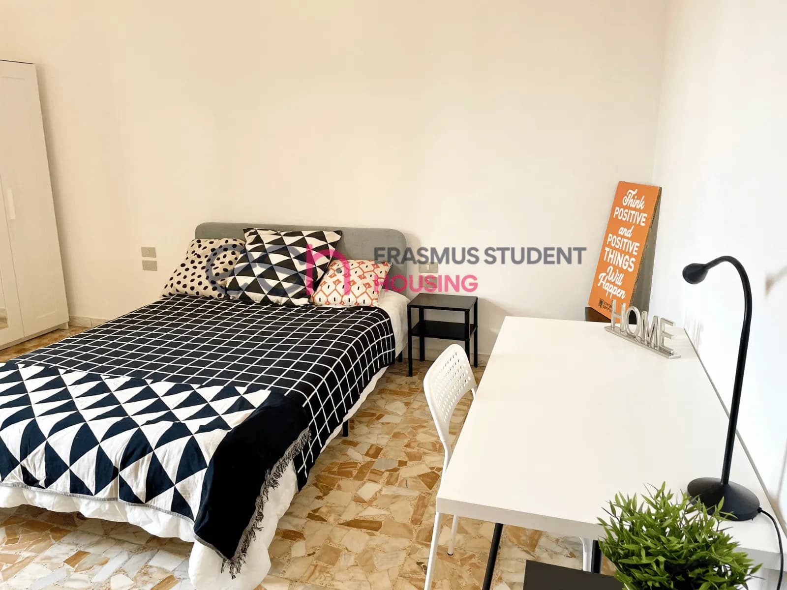 Private room in Florence photo 2