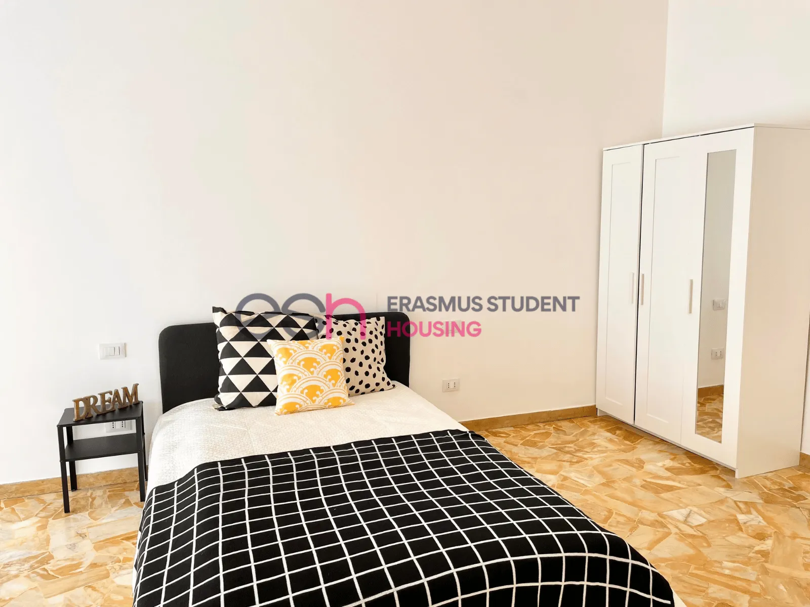 Private room in Florence photo 3