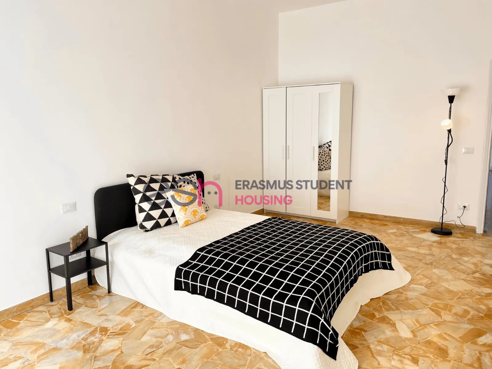 Private room in Florence photo 4