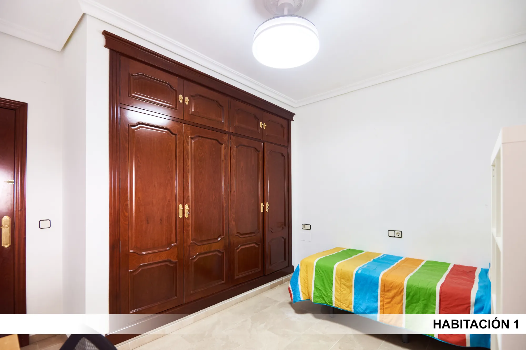 Private room in Seville photo 4