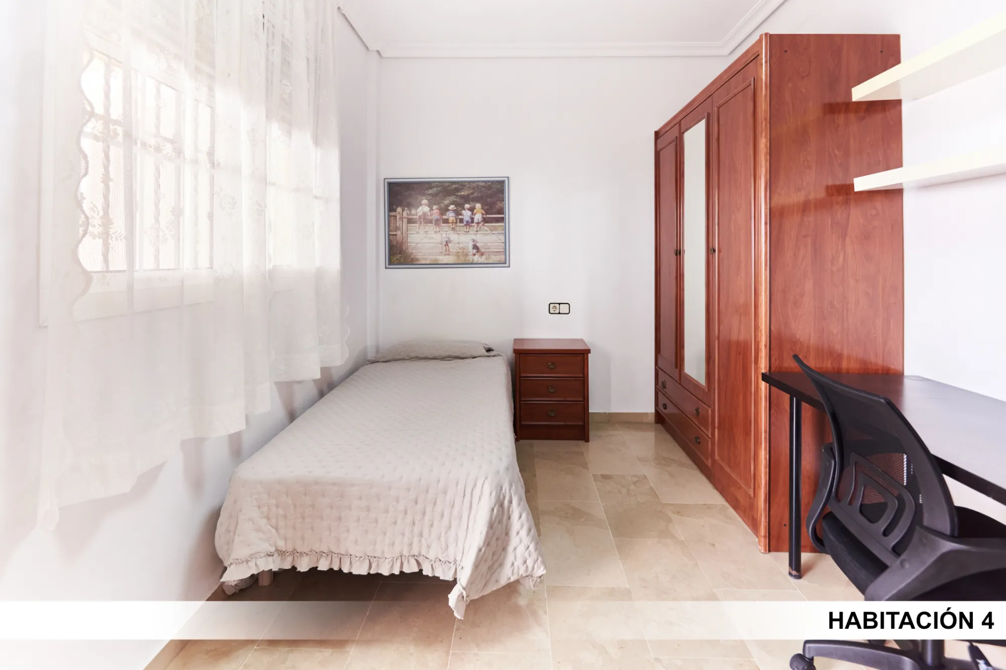 Private room in Seville photo 5