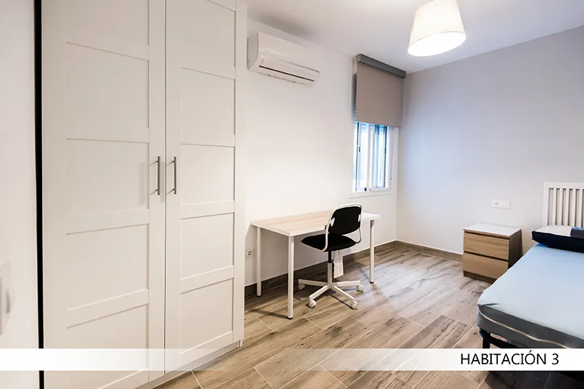 Private room in Seville photo 4