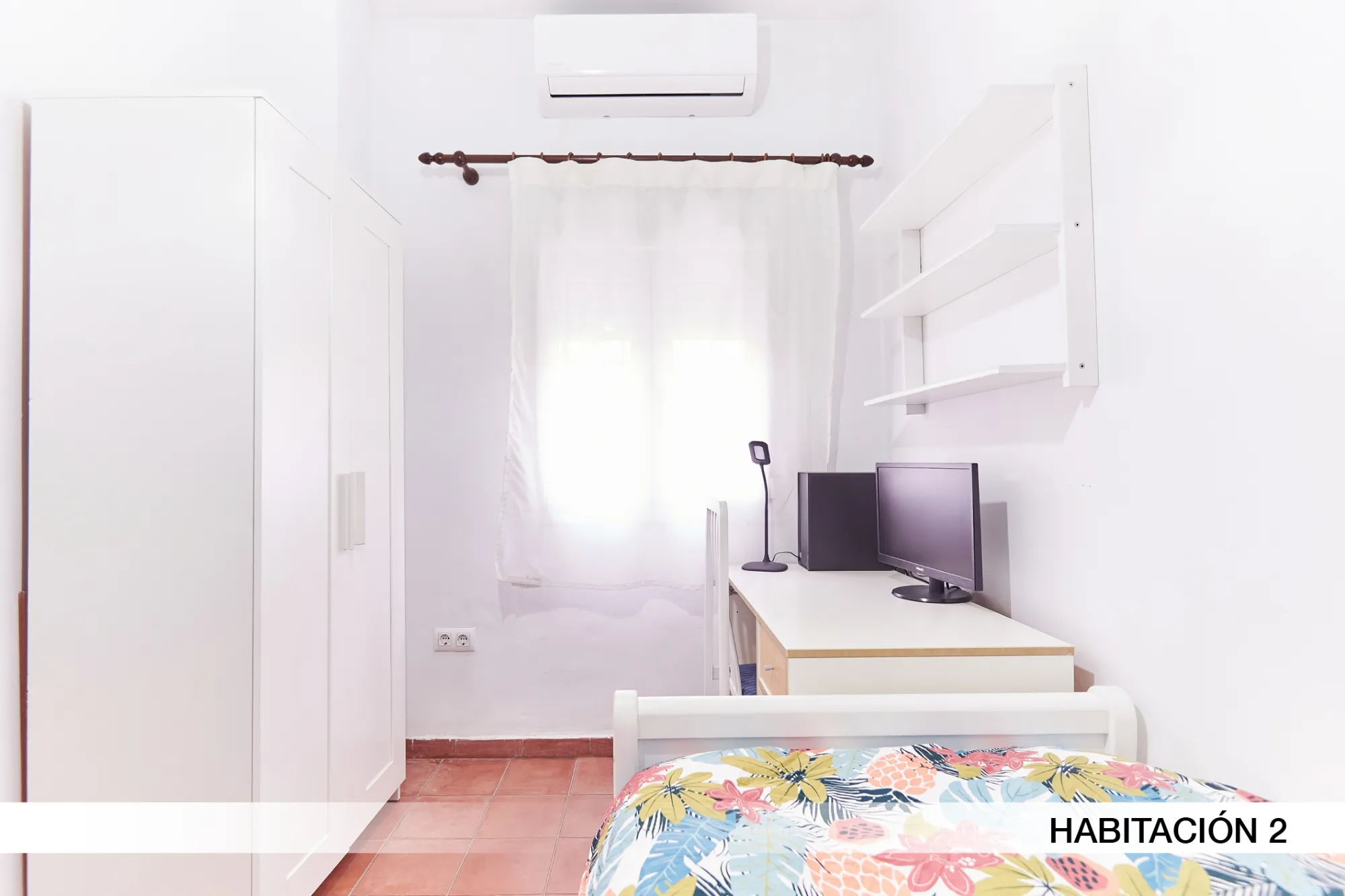 Private room in Seville photo 2