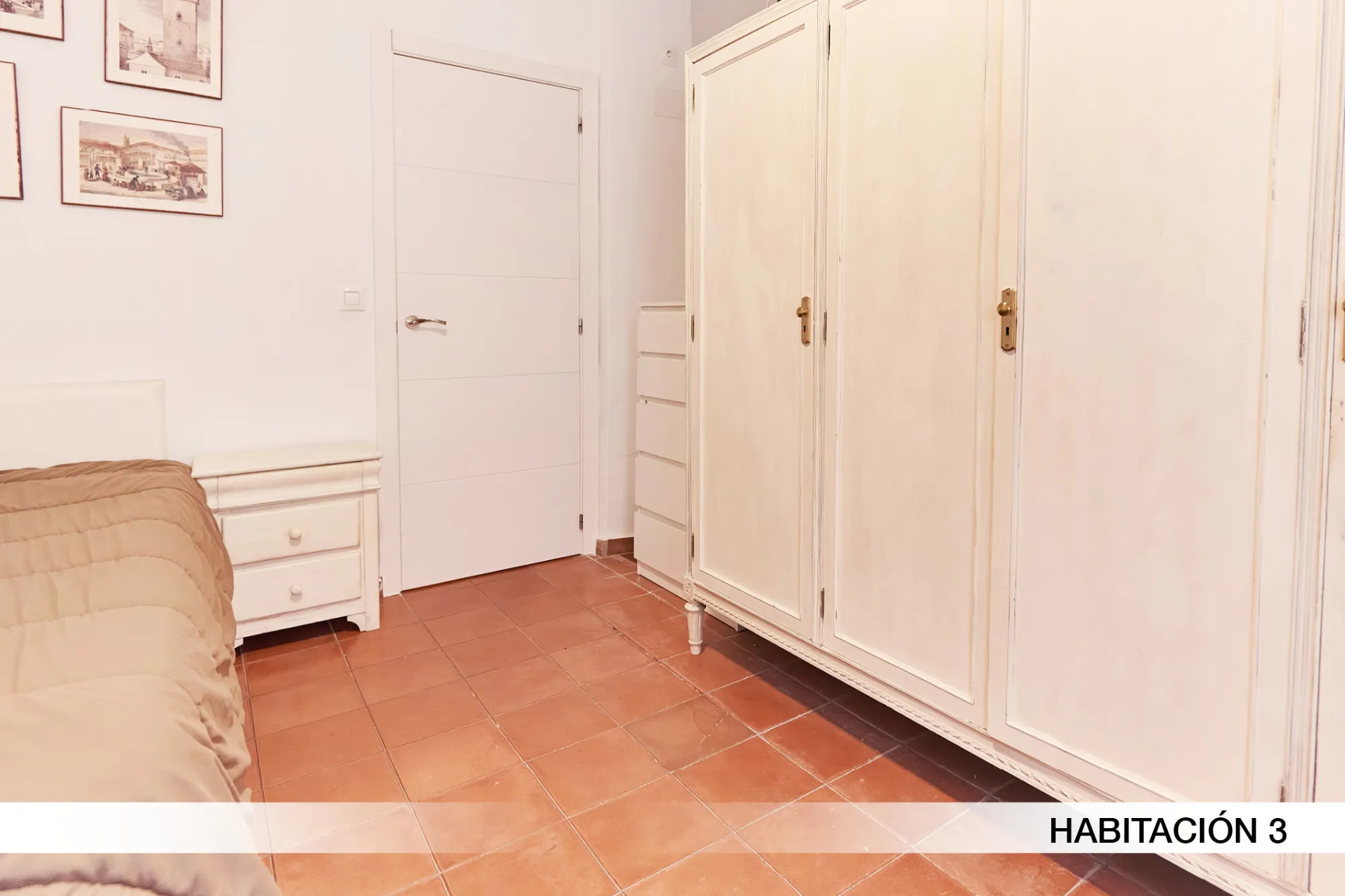 Private room in Seville photo 4