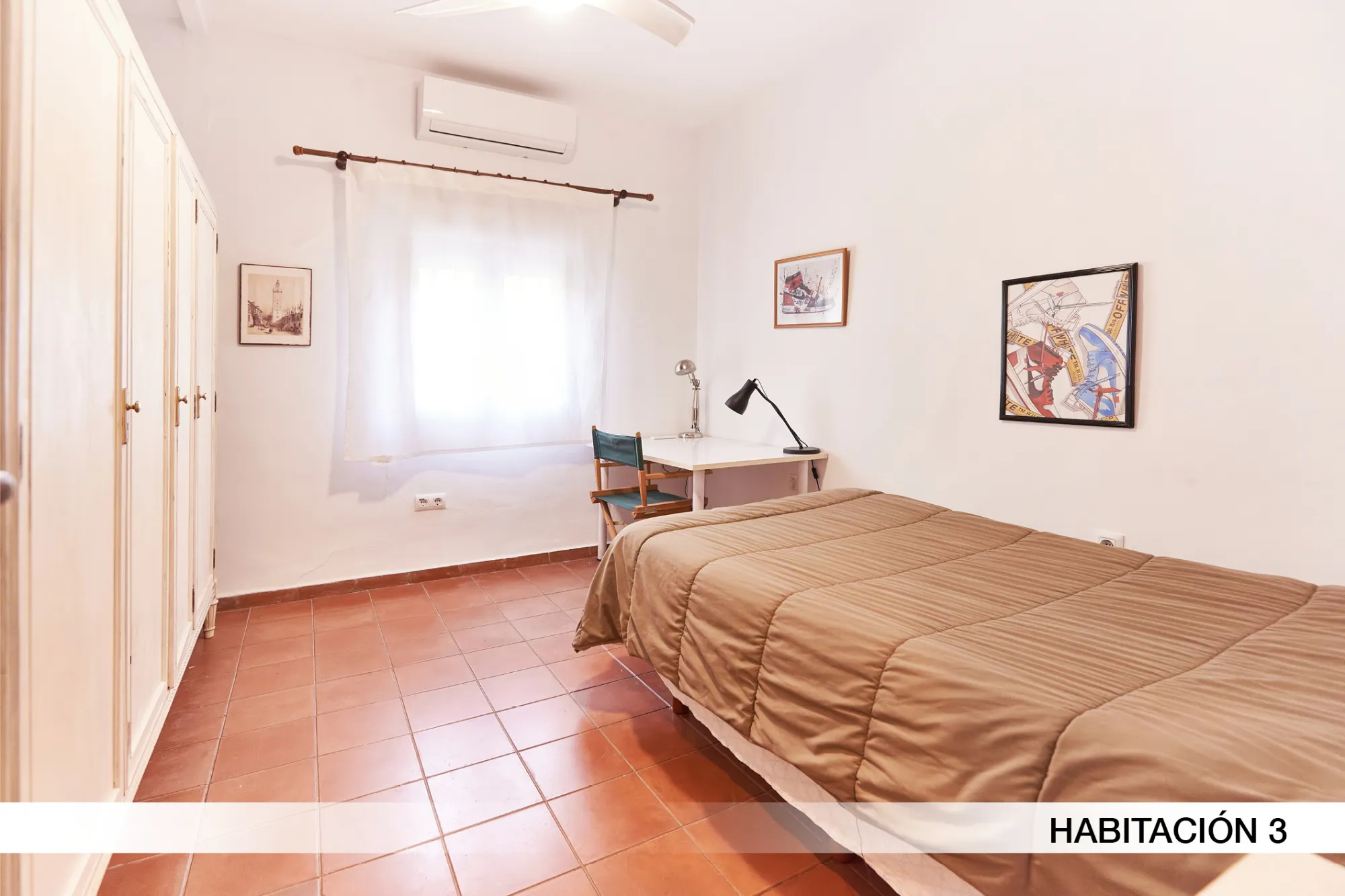 Private room in Seville