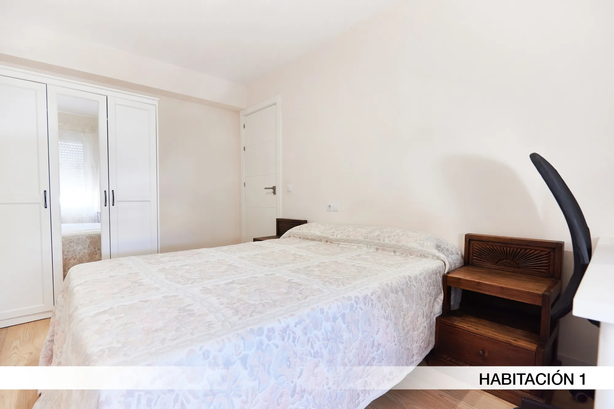 Private room in Seville photo 2