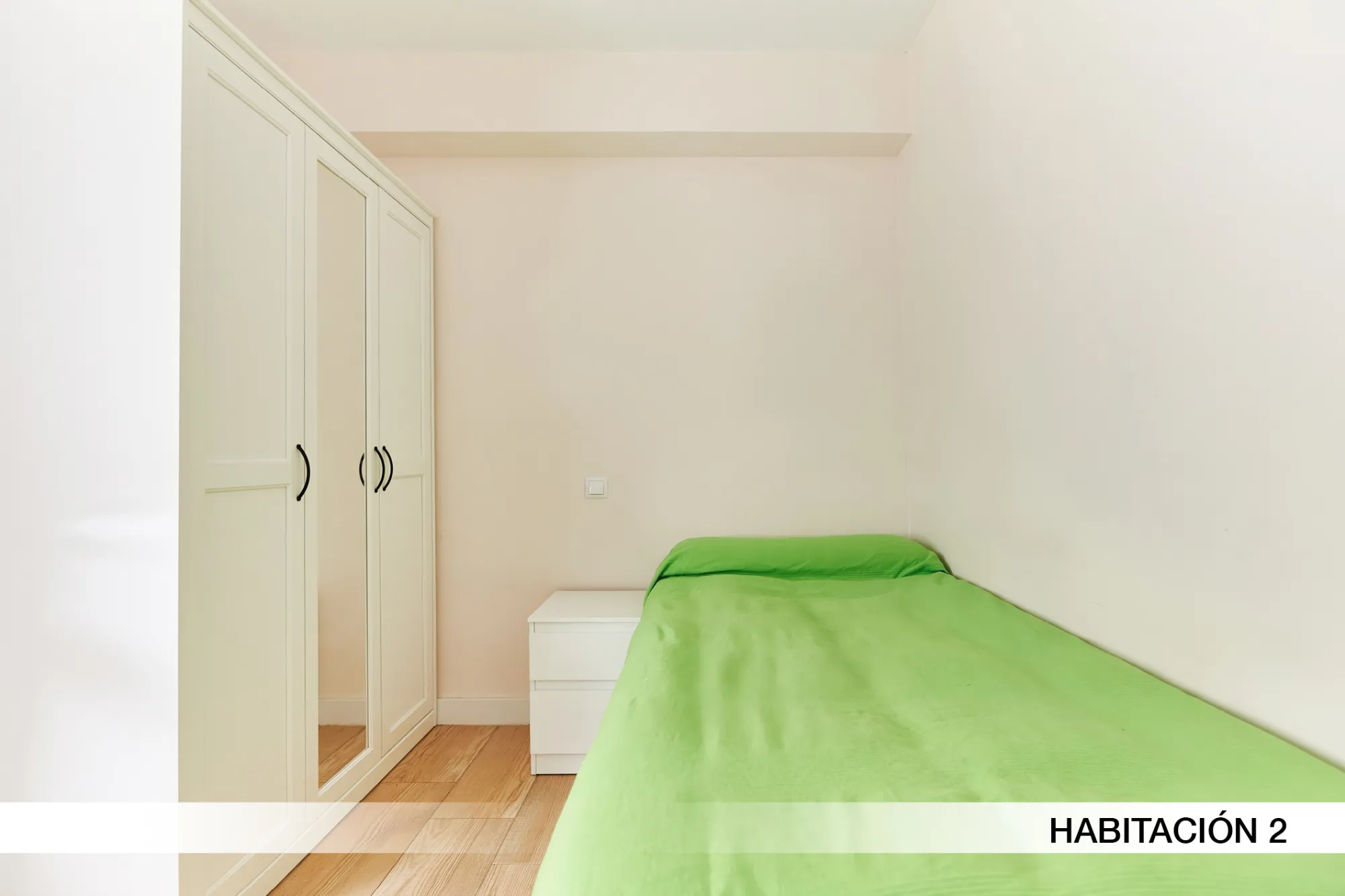 Private room in Seville photo 2