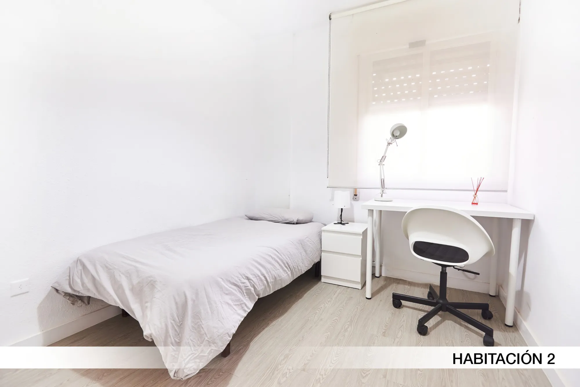 Private room in Seville photo 2