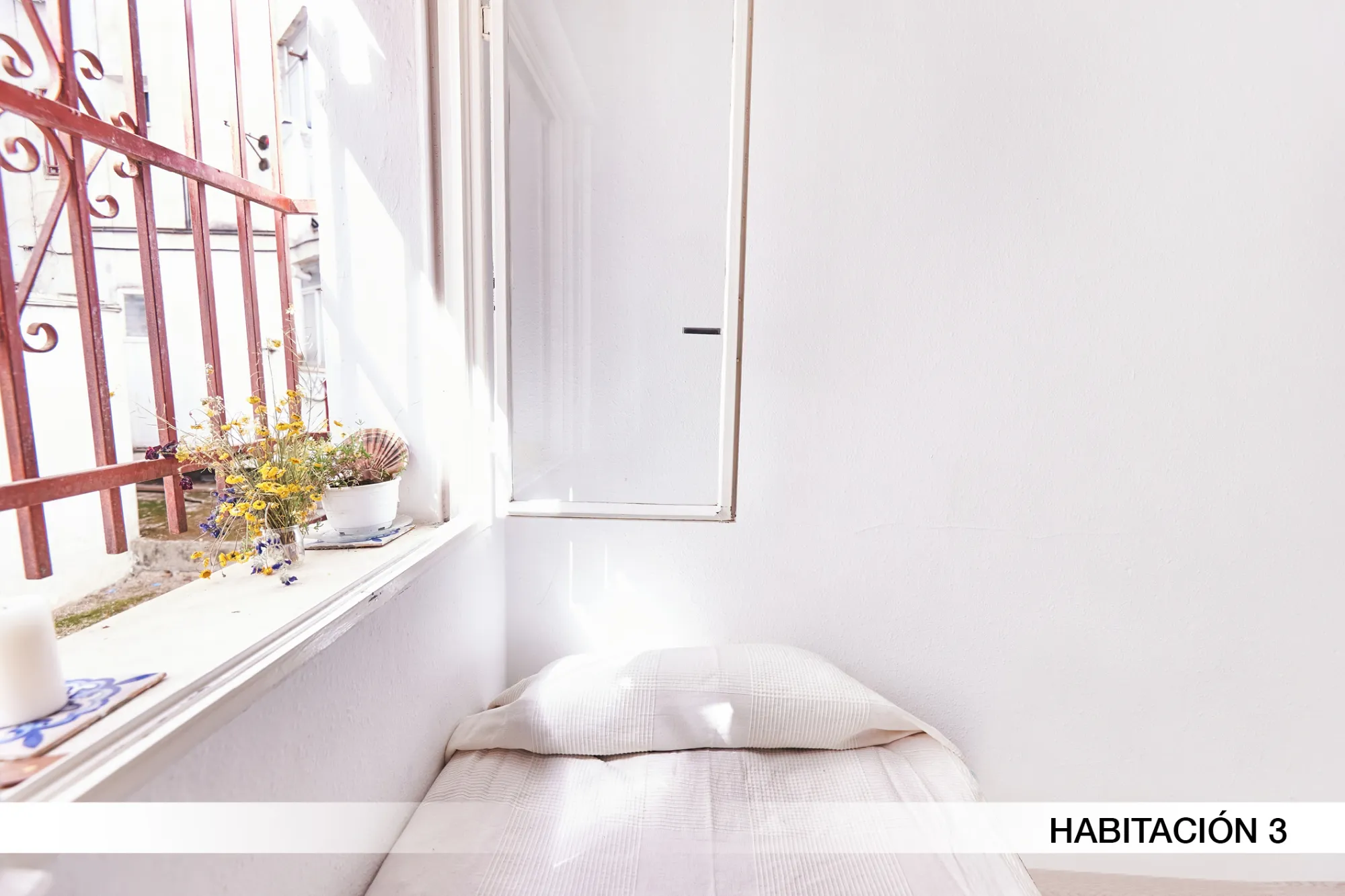 Private room in Seville photo 3