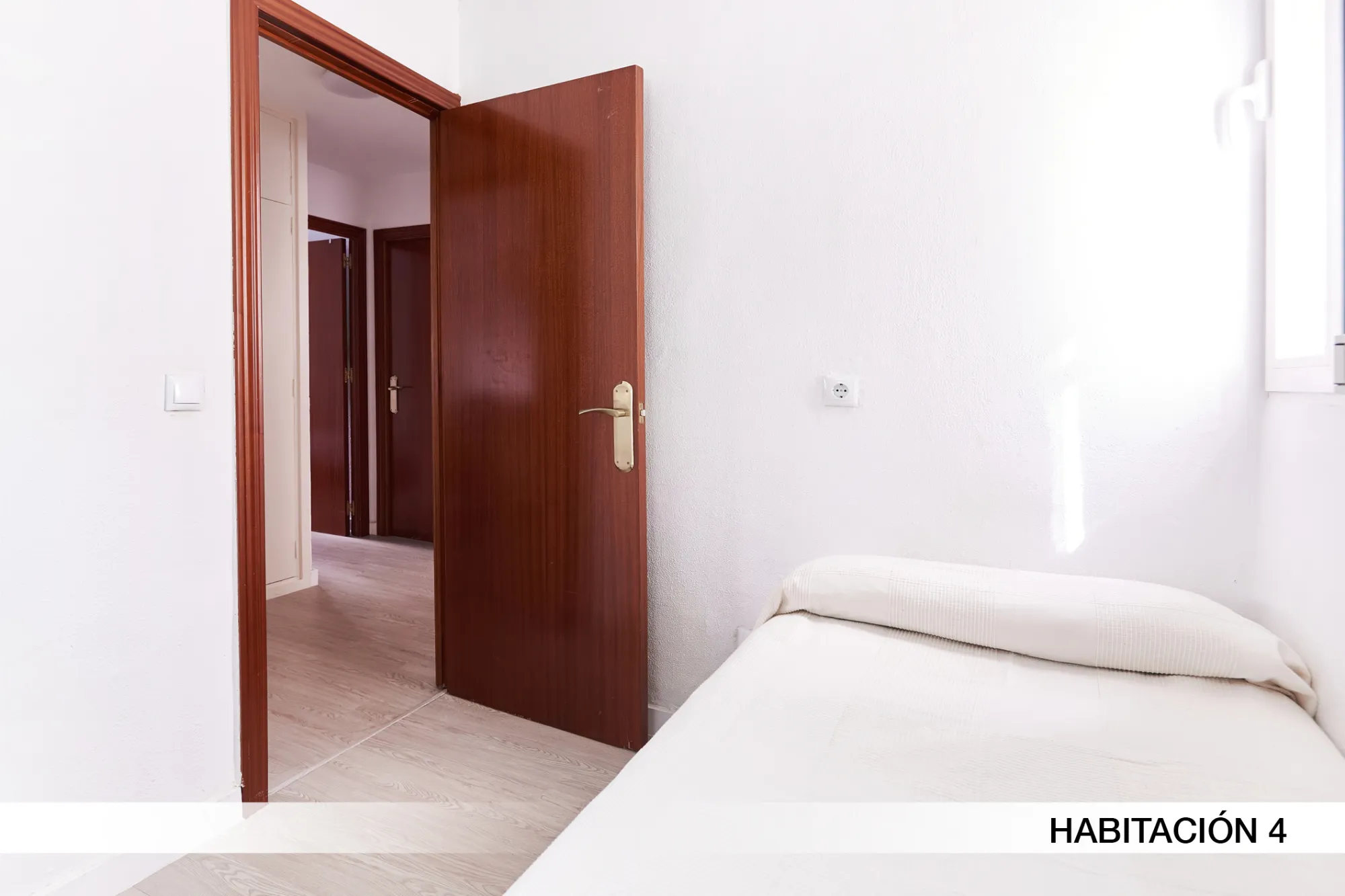 Private room in Seville photo 4