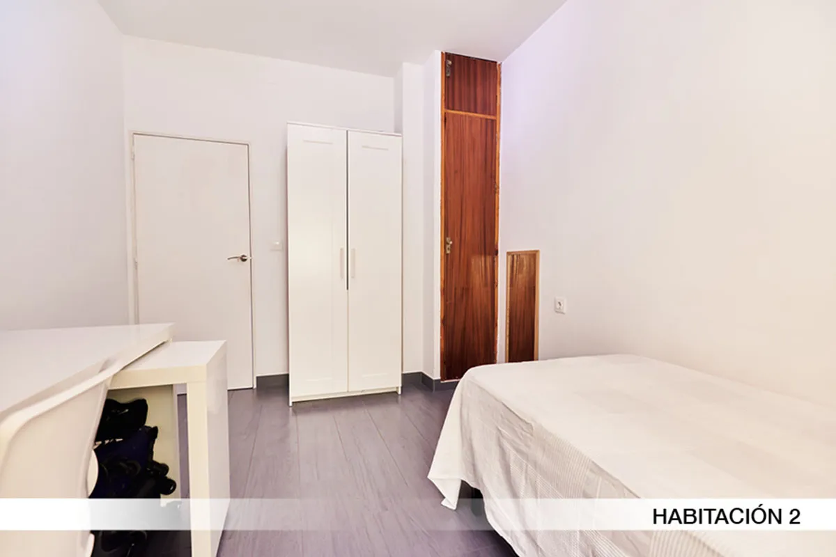 Private room in Seville photo 2