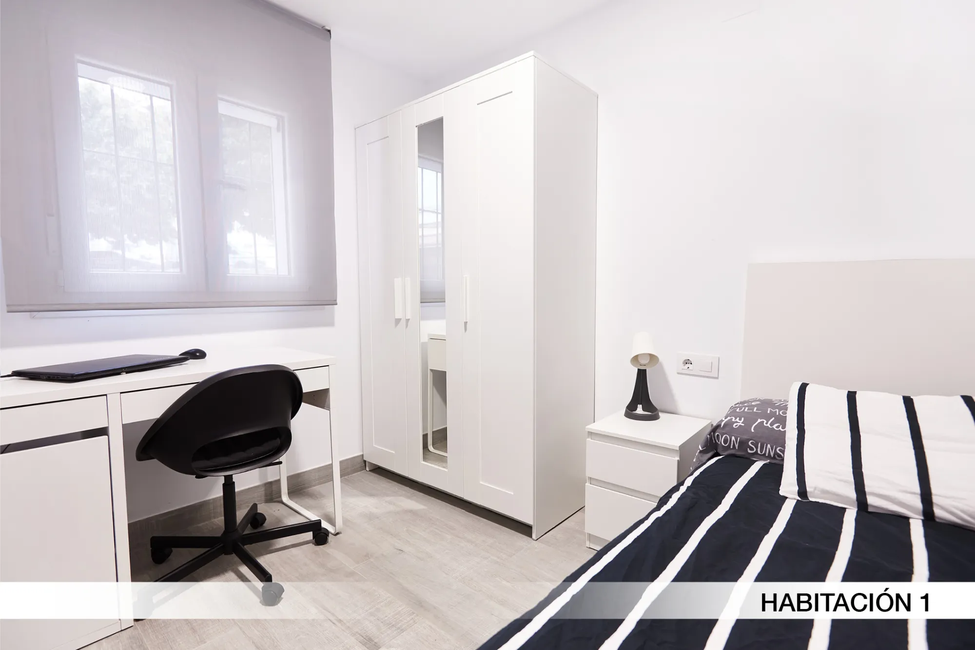 Private room in Seville photo 4