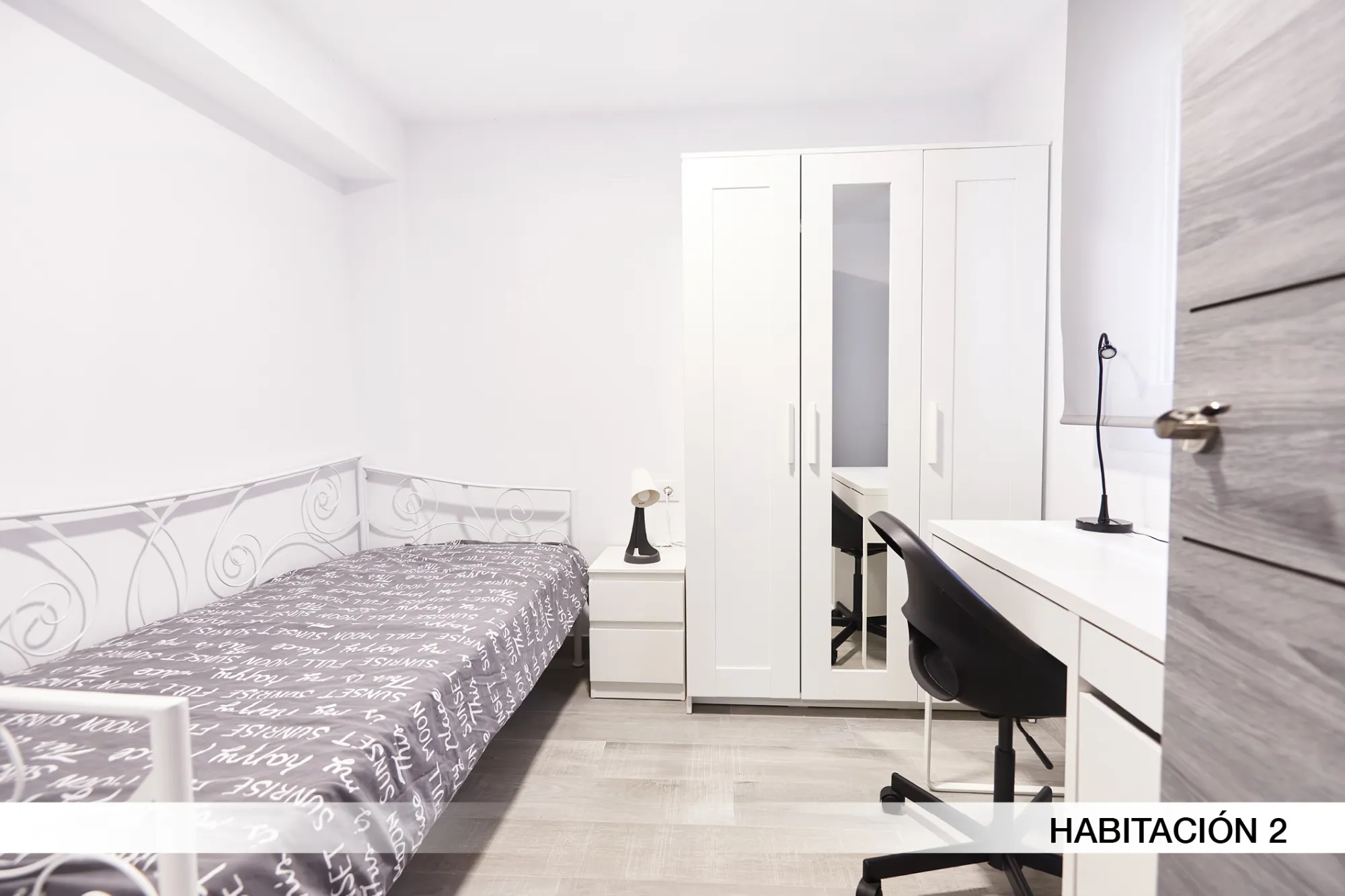 Private room in Seville photo 2